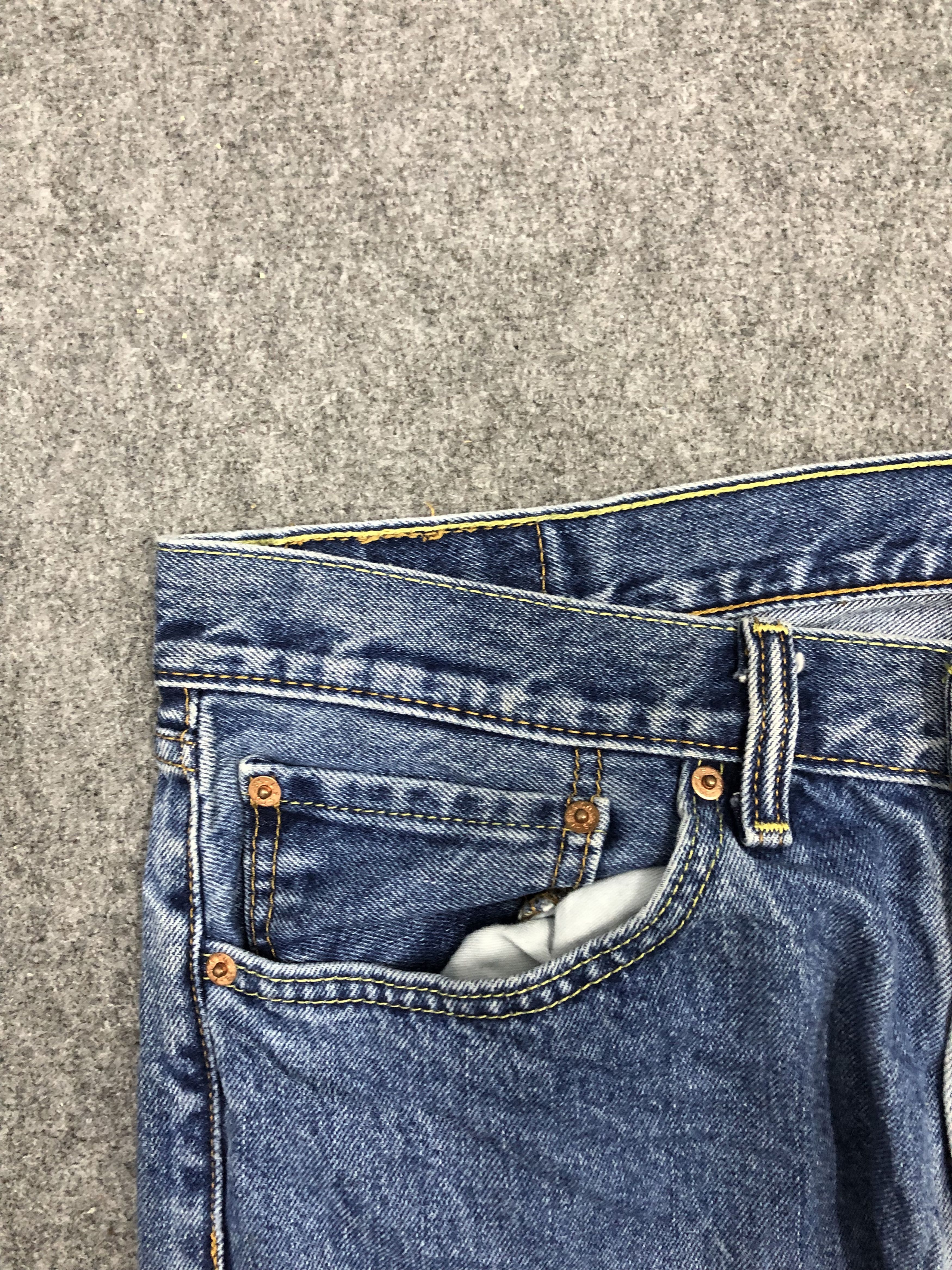 Levi's Vintage Levis 505 Light Wash Jeans DP1204 Size US 36 / EU 52 - 7 Thumbnail