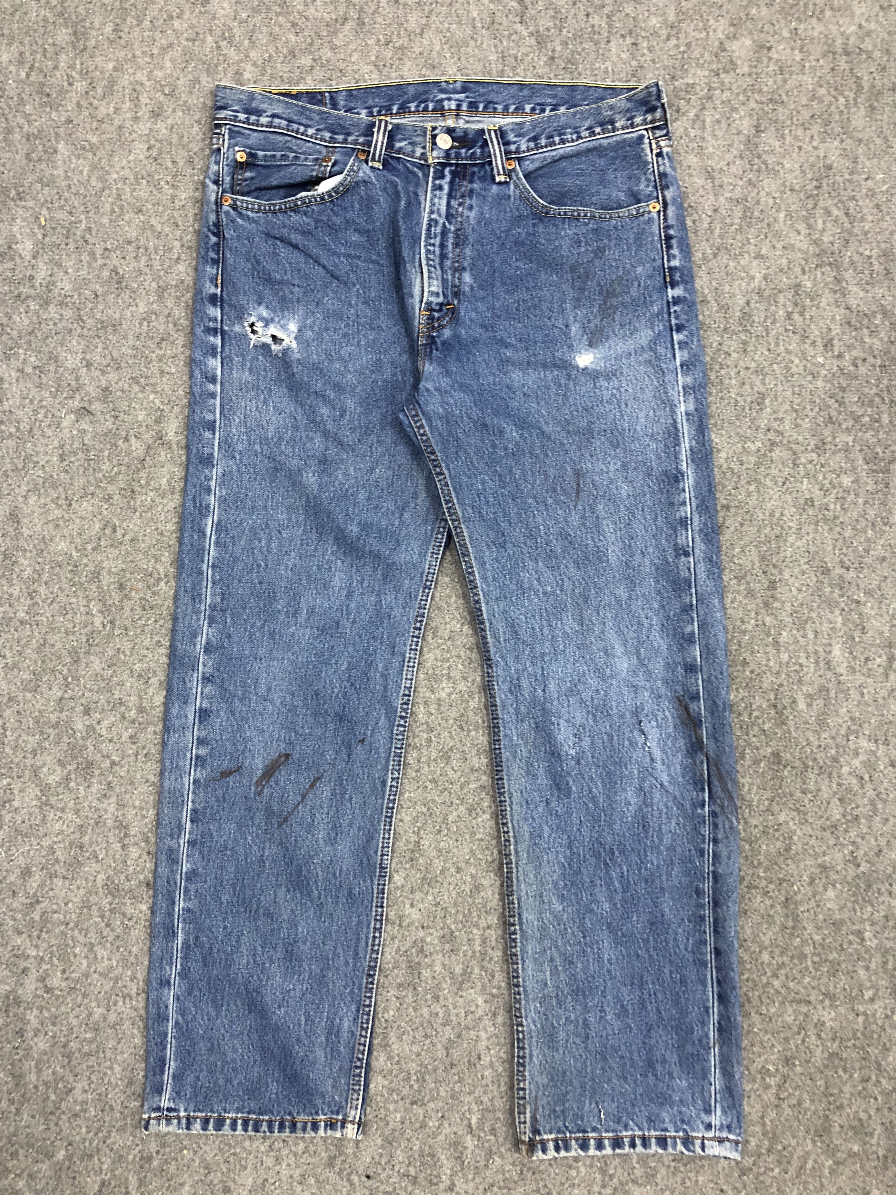 Levi's Vintage Levis 505 Light Wash Jeans DP1204 Size US 36 / EU 52 - 1 Thumbnail