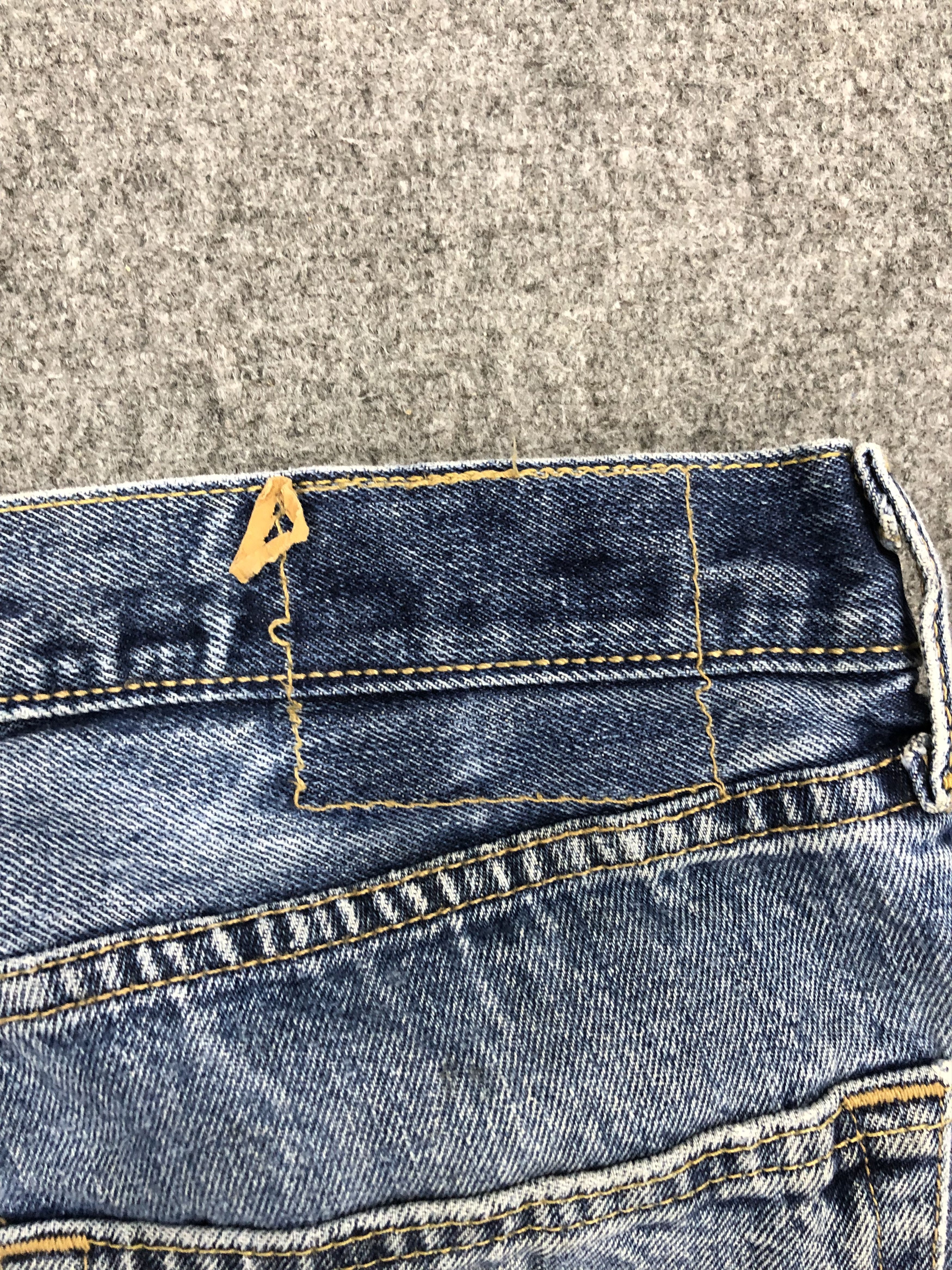 Levi's Vintage Levis 501 Light Wash Jeans DP1192 Size US 32 / EU 48 - 10 Thumbnail