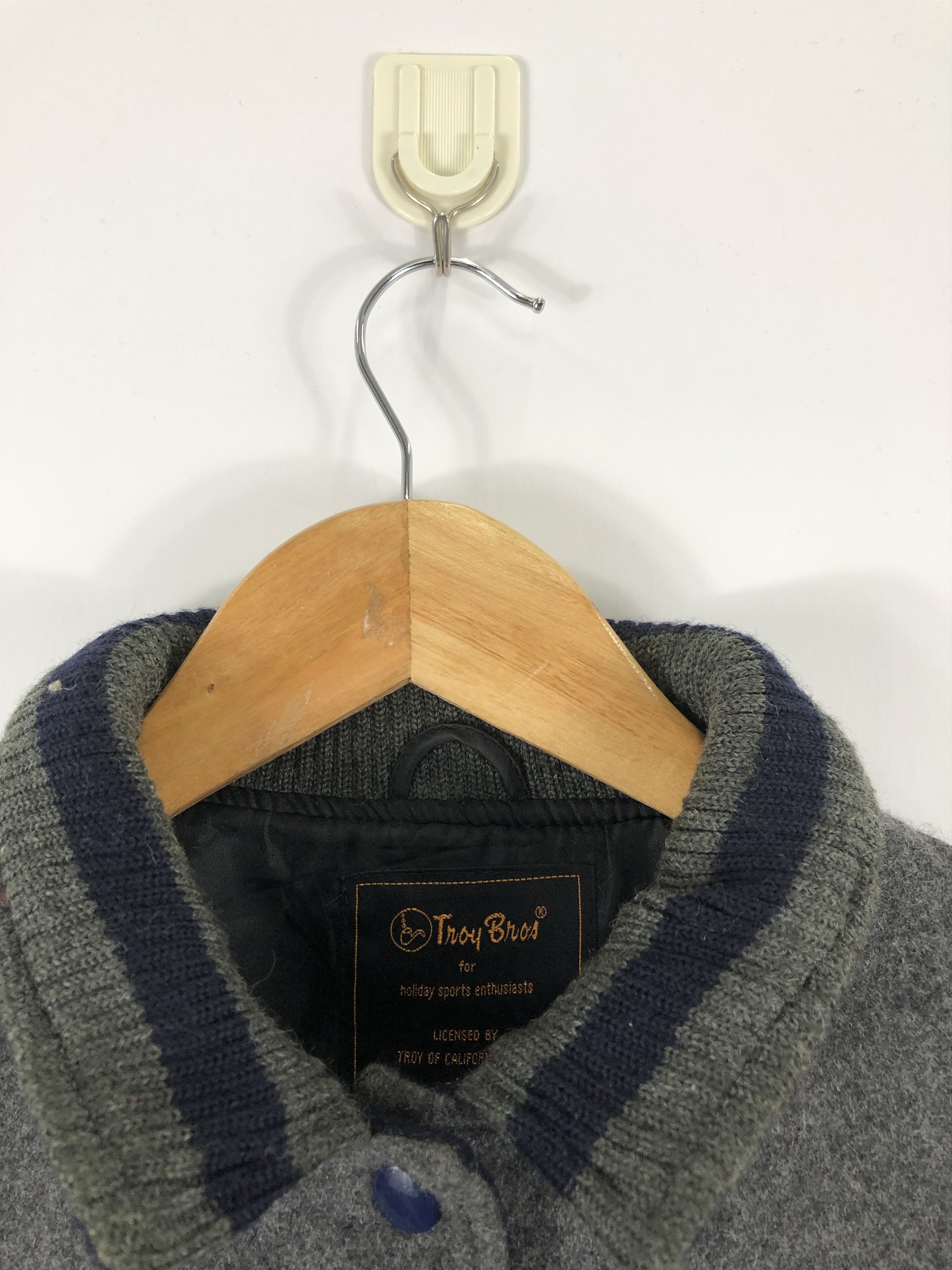 Japanese Brand Vintage 90s Troy Bros Varsity Jacket V0279 Size US M / EU 48-50 / 2 - 5 Thumbnail