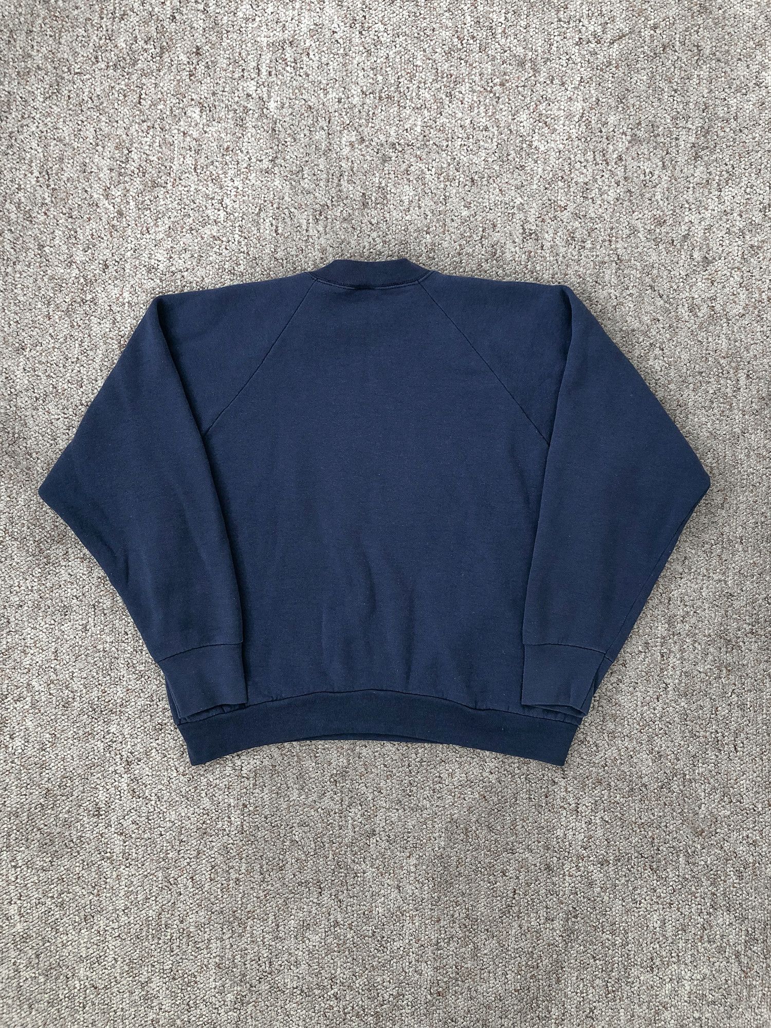 Fruit Of The Loom Vintage 90s Boxy Sun Faded Navy Raglan Sweatshirt Size US L / EU 52-54 / 3 - 3 Thumbnail
