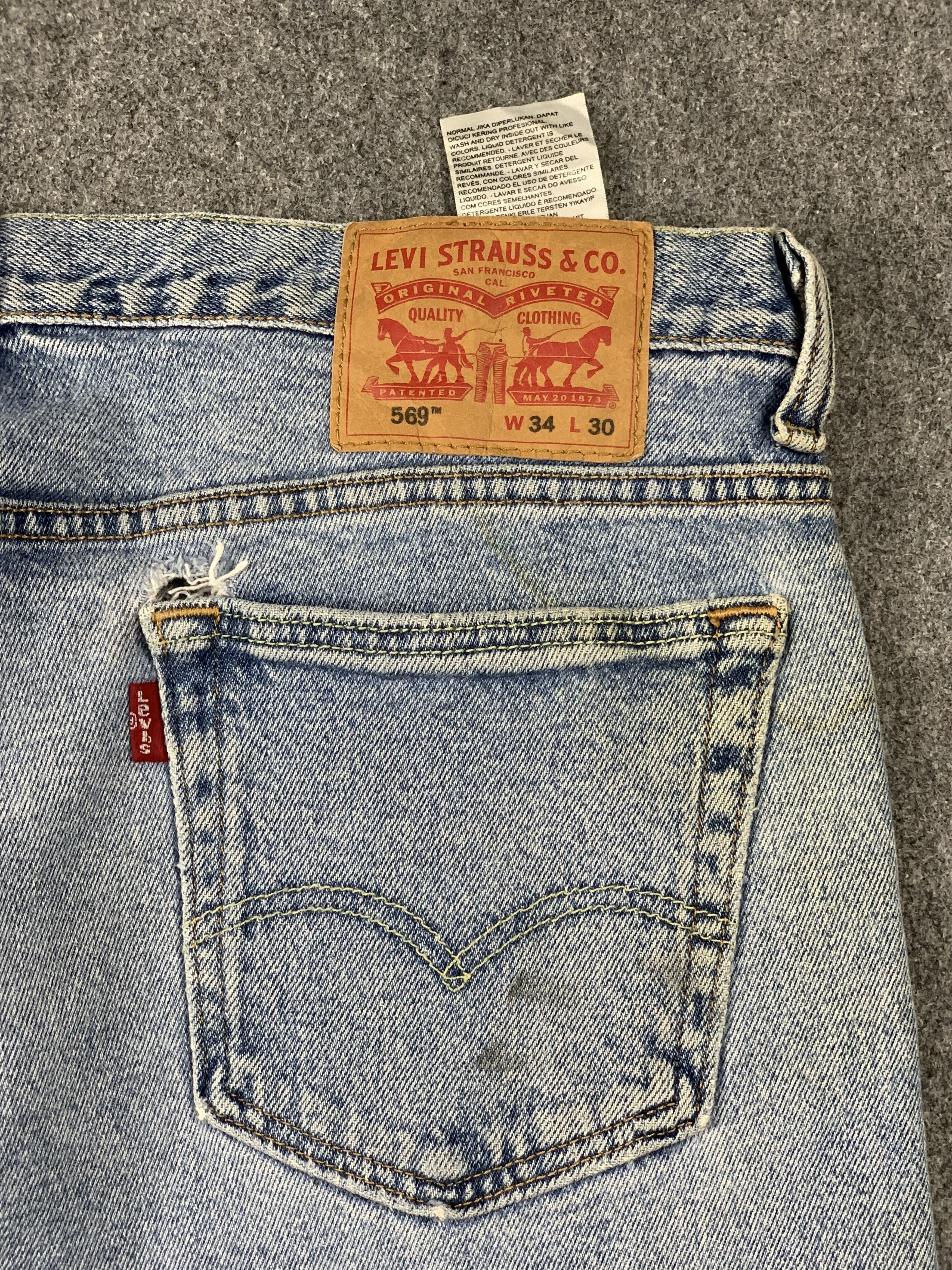 Levi's Vintage Levis 569 Faded Blue Jeans DP2005 Size US 36 / EU 52 - 14 Thumbnail