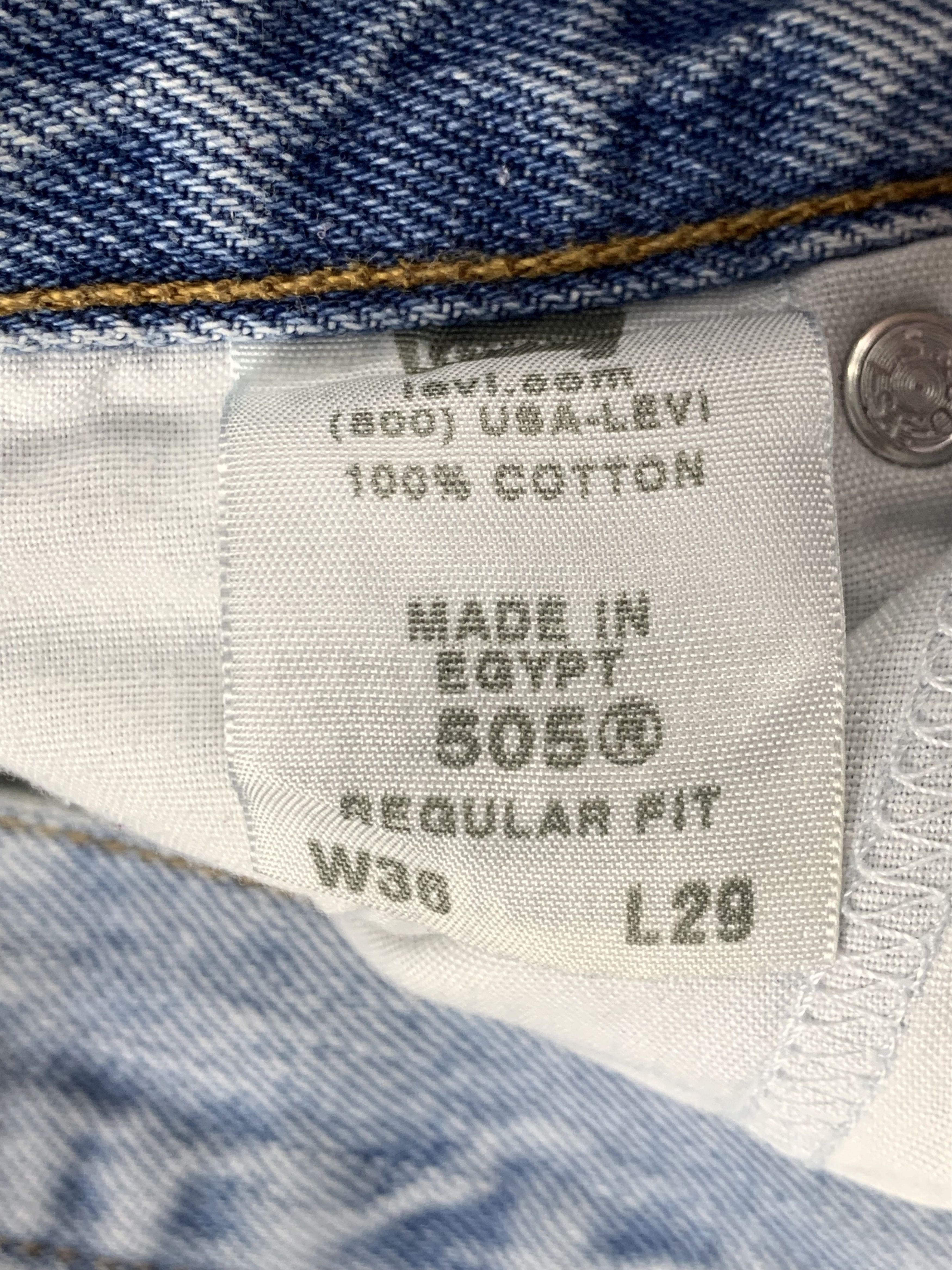 Levi's Vintage Levis 505 Light Wash Jeans DP2006 Size US 35 - 8 Thumbnail