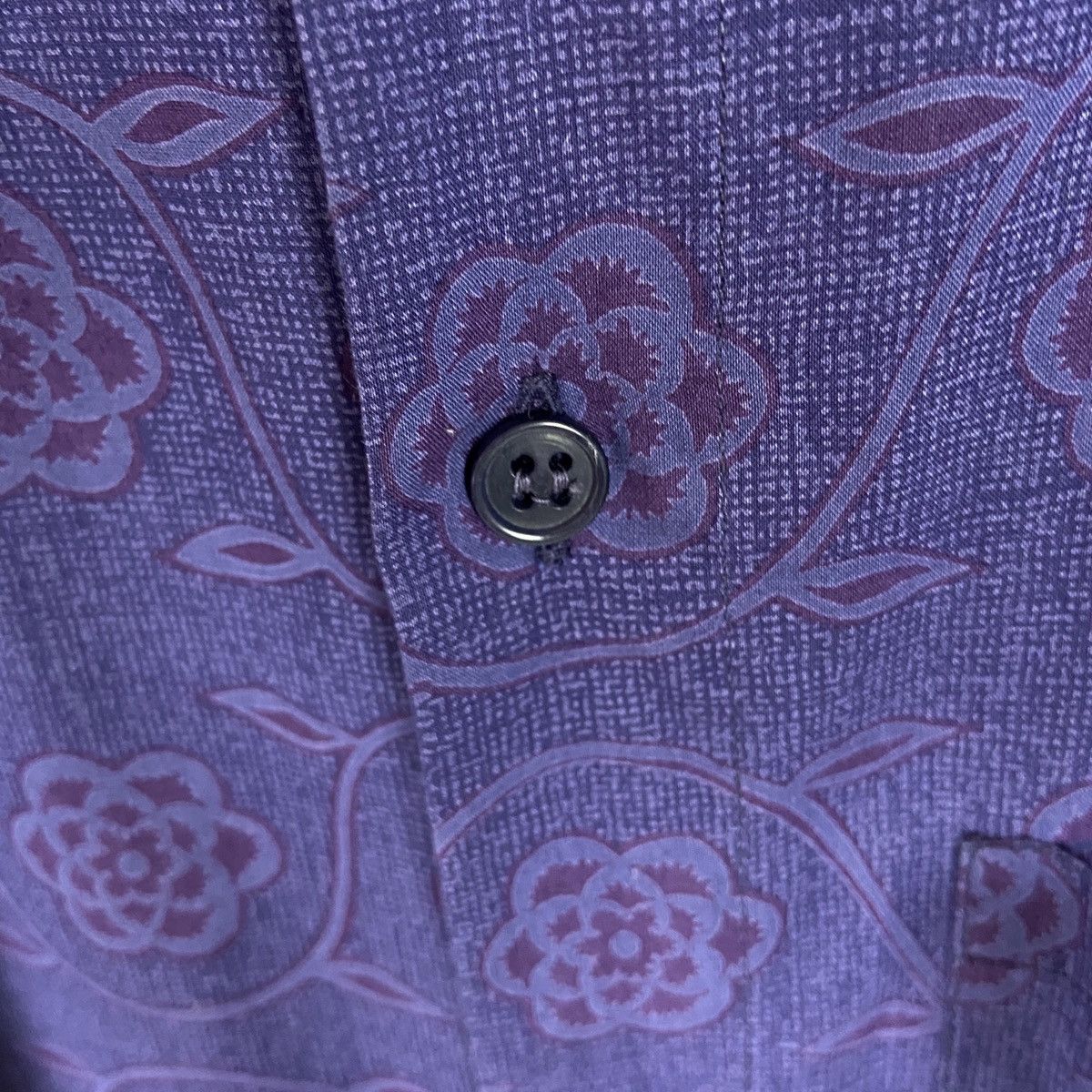 Vintage Vintage 70s Very rare Gianni Versace Purple Flowers shirt Size US XL / EU 56 / 4 - 4 Thumbnail