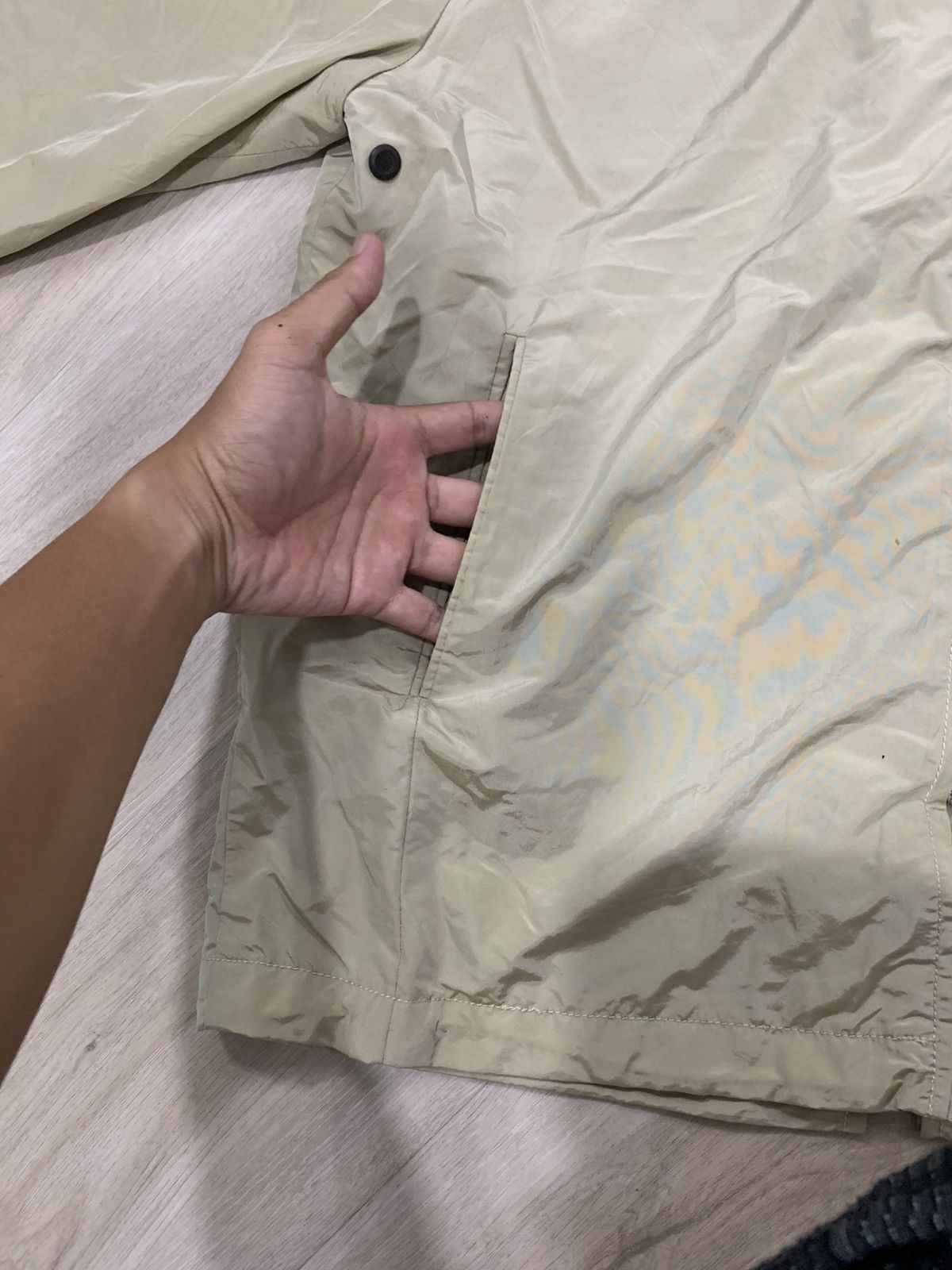 Gianfranco Ferre × Vintage Gianfranco Ferre Windbreaker jacket in size M Size US M / EU 48-50 / 2 - 6 Thumbnail