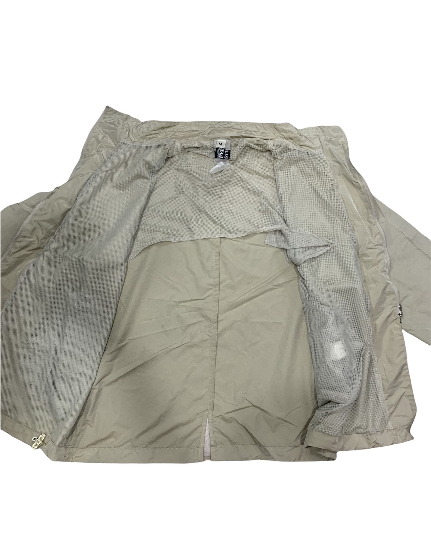 Gianfranco Ferre × Vintage Gianfranco Ferre Windbreaker jacket in size M Size US M / EU 48-50 / 2 - 5 Thumbnail