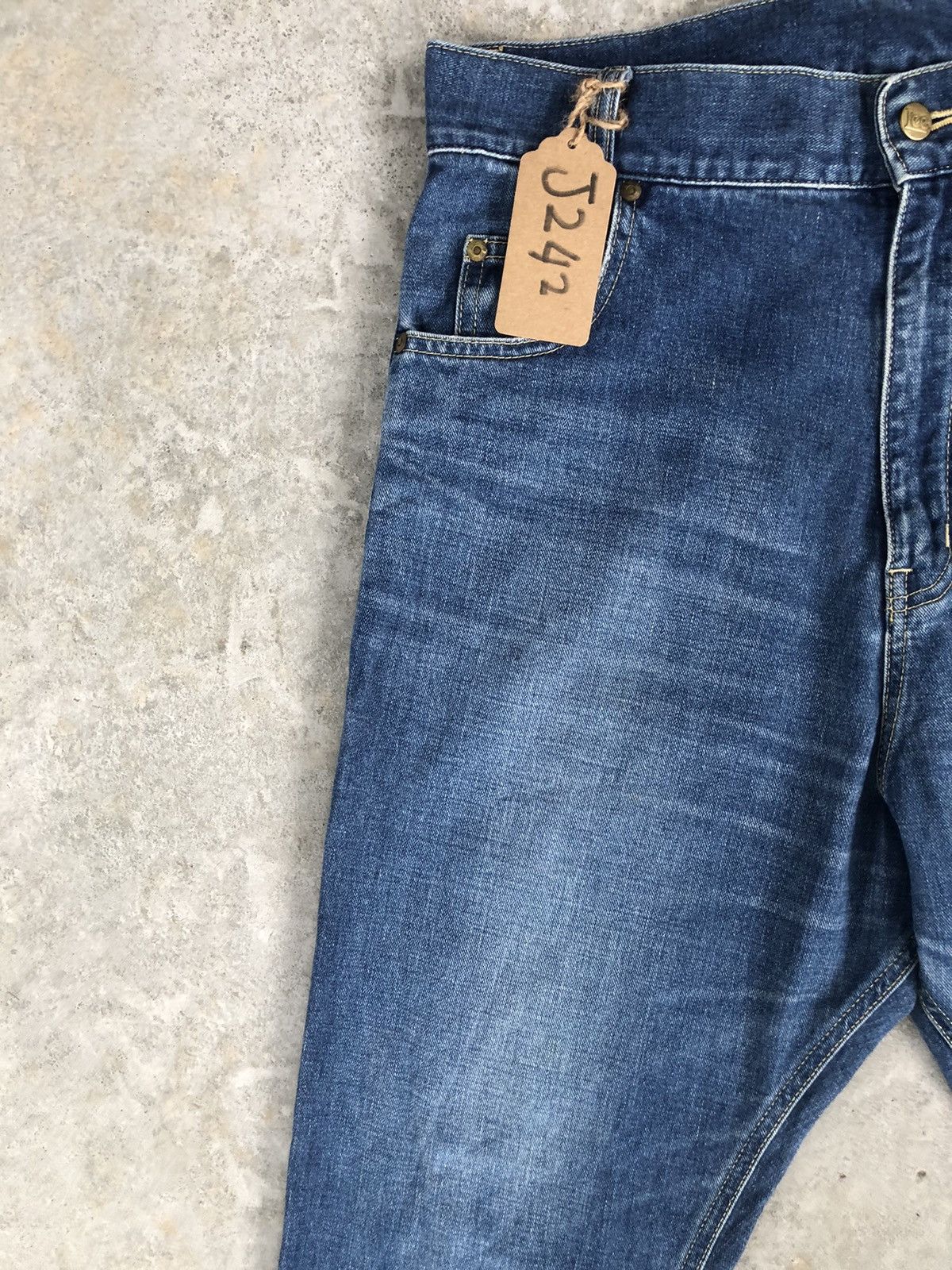 Issey Miyake Mercibeaucoup x Lee Distressed Jeans Issey Miyake Size US 33 - 4 Thumbnail