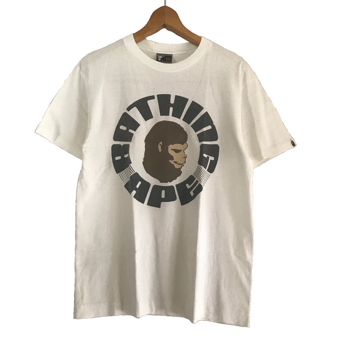 Bape × Vintage Vintage bape a bathing ape circle logo big image nigo Size US M / EU 48-50 / 2 - 3 Thumbnail
