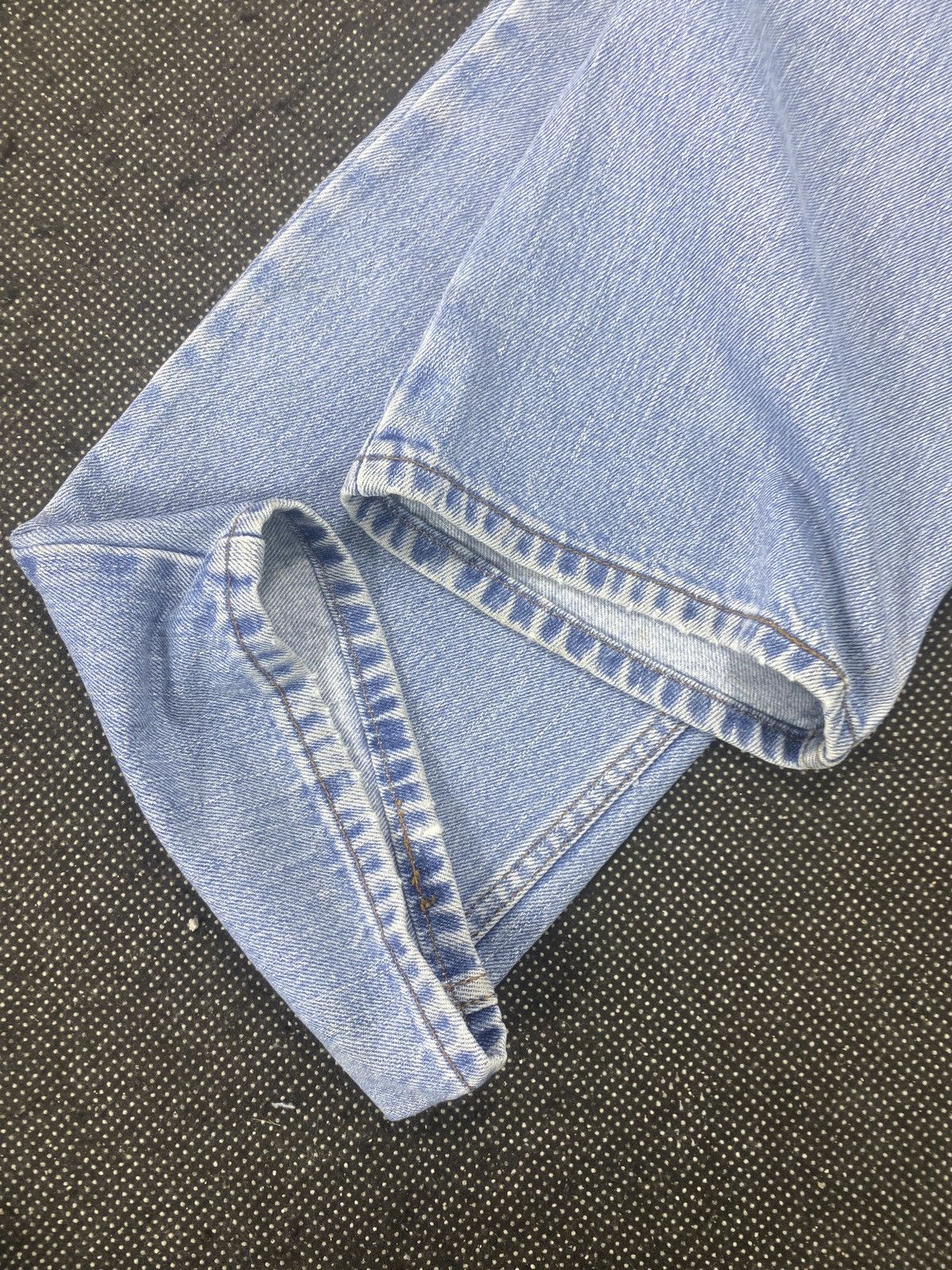 Levi's VINTAGE LEVIS 505 BLUE WASH JEANS -J519 Size US 34 / EU 50 - 10 Thumbnail