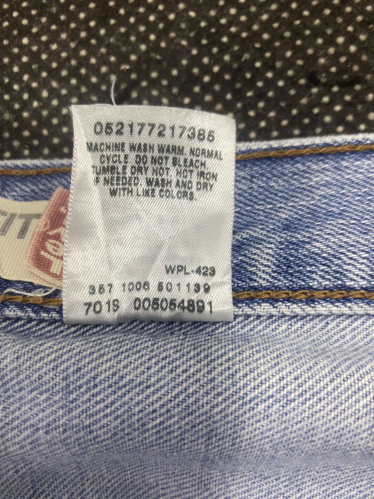 Levi's VINTAGE LEVIS 505 BLUE WASH JEANS -J519 Size US 34 / EU 50 - 7 Thumbnail