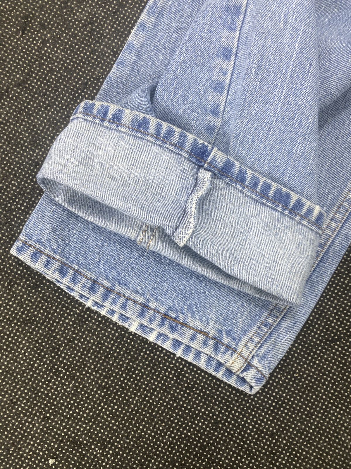 Levi's VINTAGE LEVIS 505 BLUE WASH JEANS -J519 Size US 34 / EU 50 - 9 Thumbnail