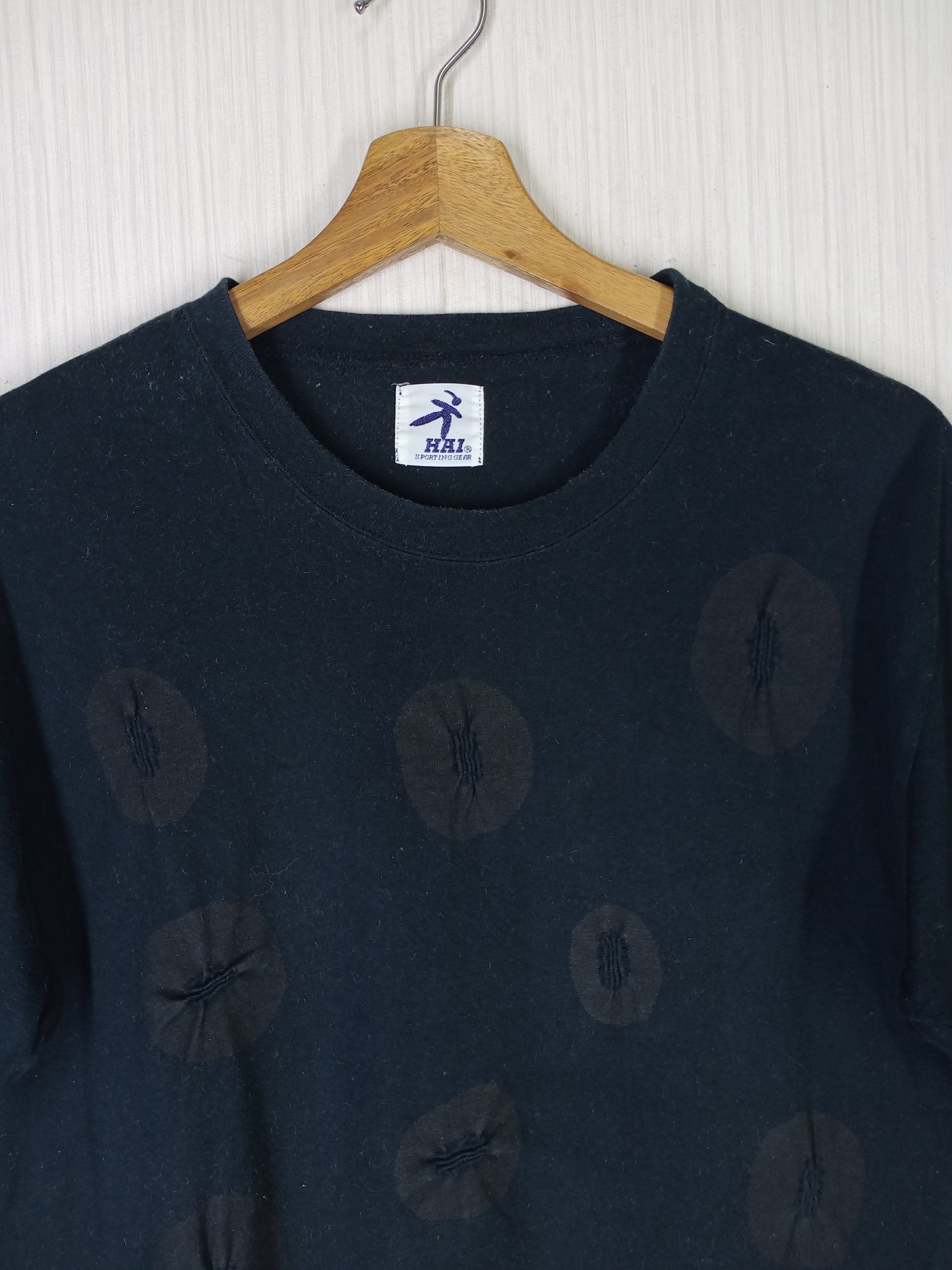 Hai Sporting Gear Rare Vintage Hai Sporting Gear By Issey Miyake Tshirt Size US M / EU 48-50 / 2 - 1 Thumbnail