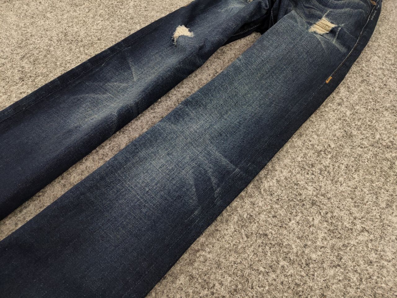 True Religion True Religion Rocco Relaxed Skinny Distressed Denim Jeans Size US 31 - 6 Thumbnail