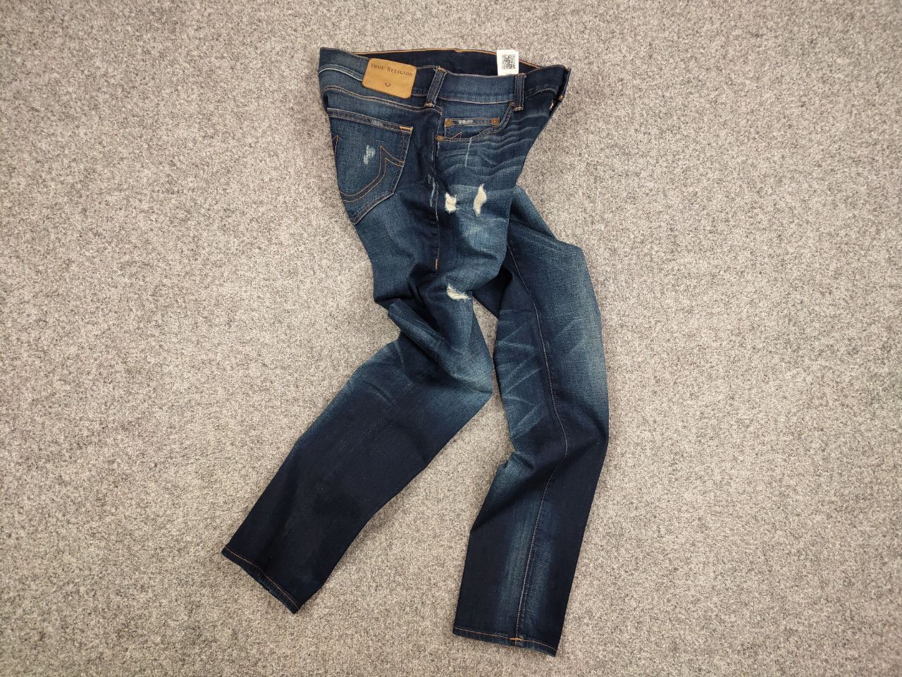 True Religion True Religion Rocco Relaxed Skinny Distressed Denim Jeans Size US 31 - 18 Thumbnail