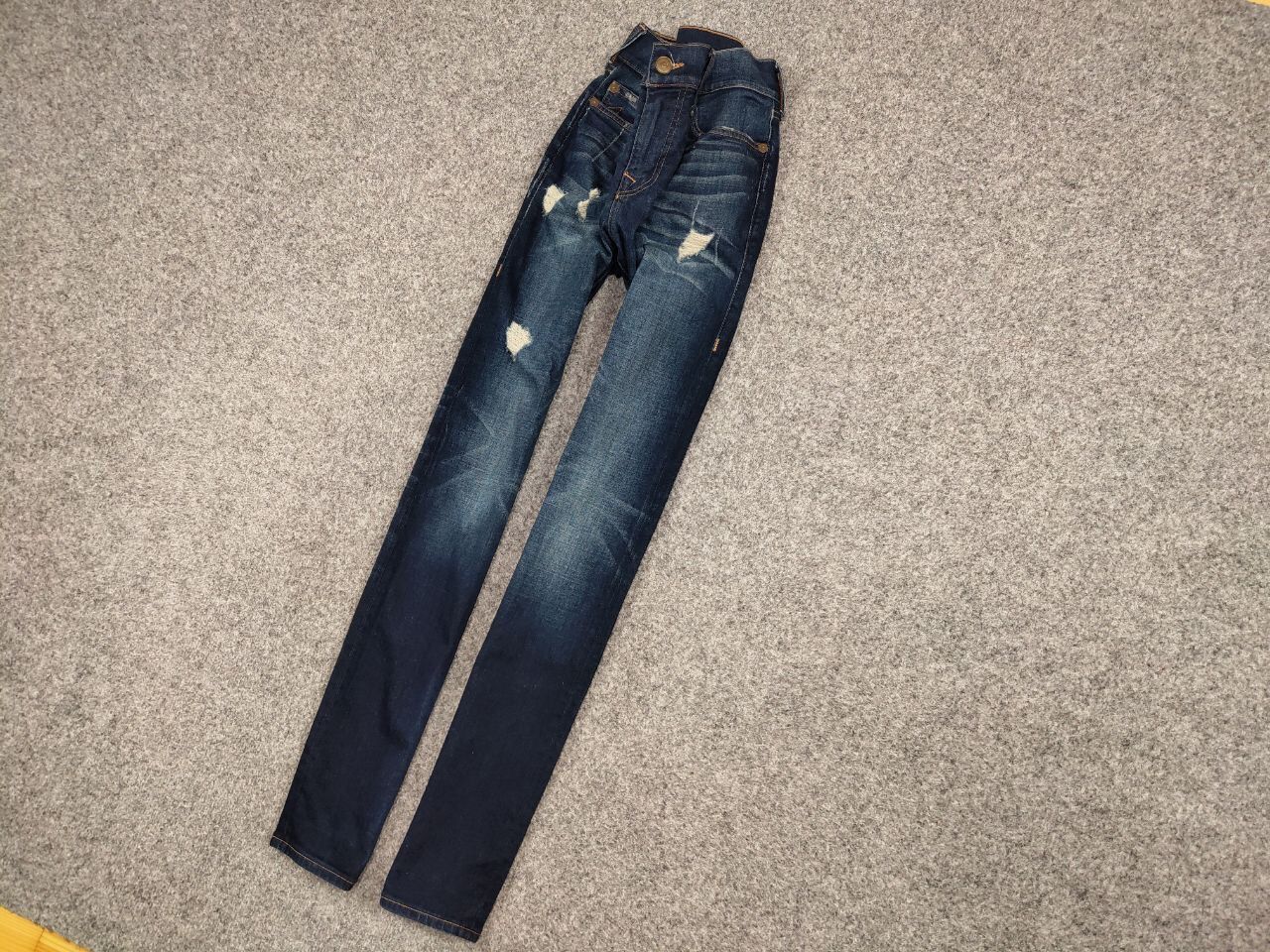 True Religion True Religion Rocco Relaxed Skinny Distressed Denim Jeans Size US 31 - 3 Thumbnail