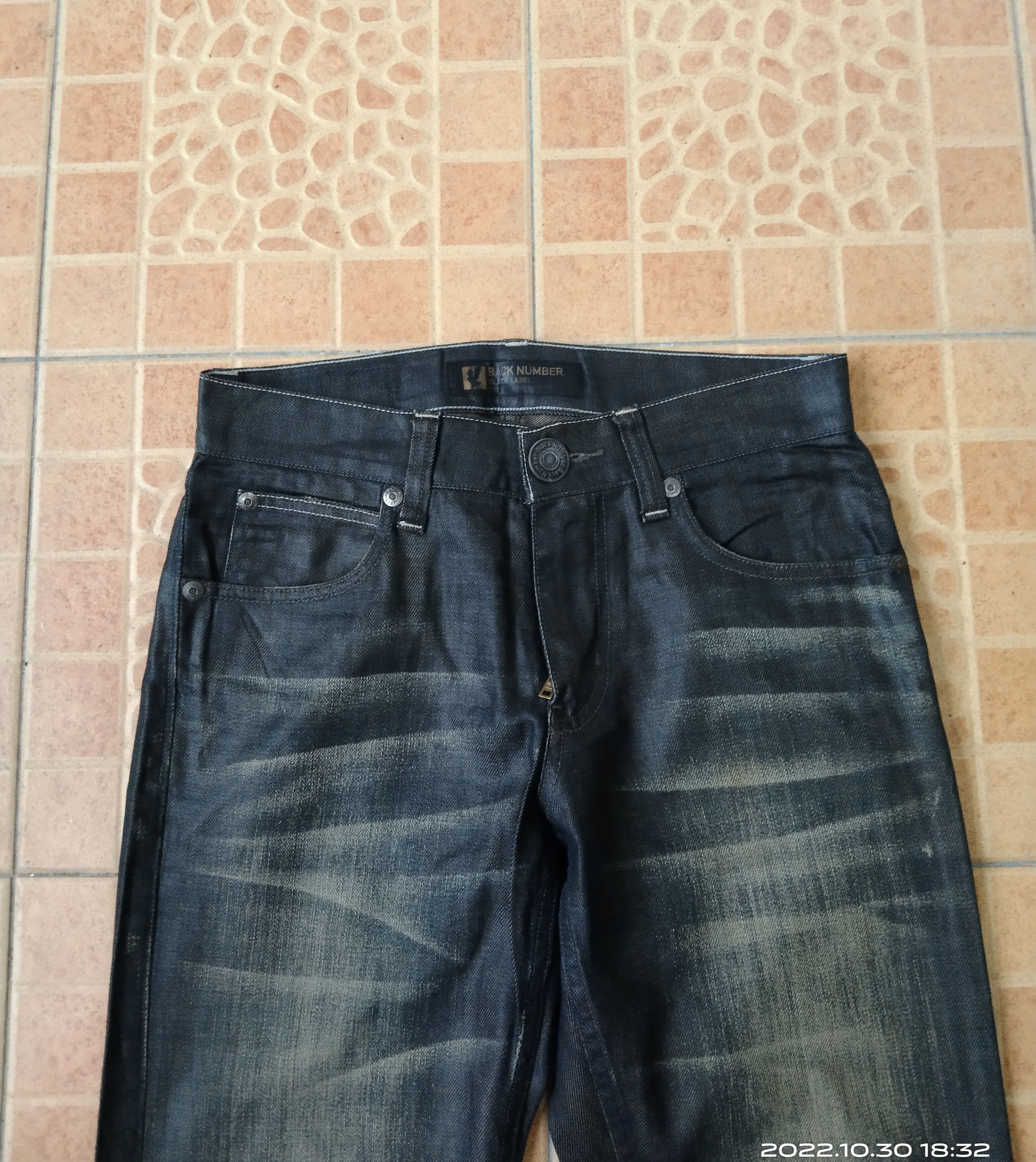 Rusty DiSTRESSED BLACK RUSTY WAXED BACK NUMBER DENIM PANTS Size US 29 - 4 Thumbnail
