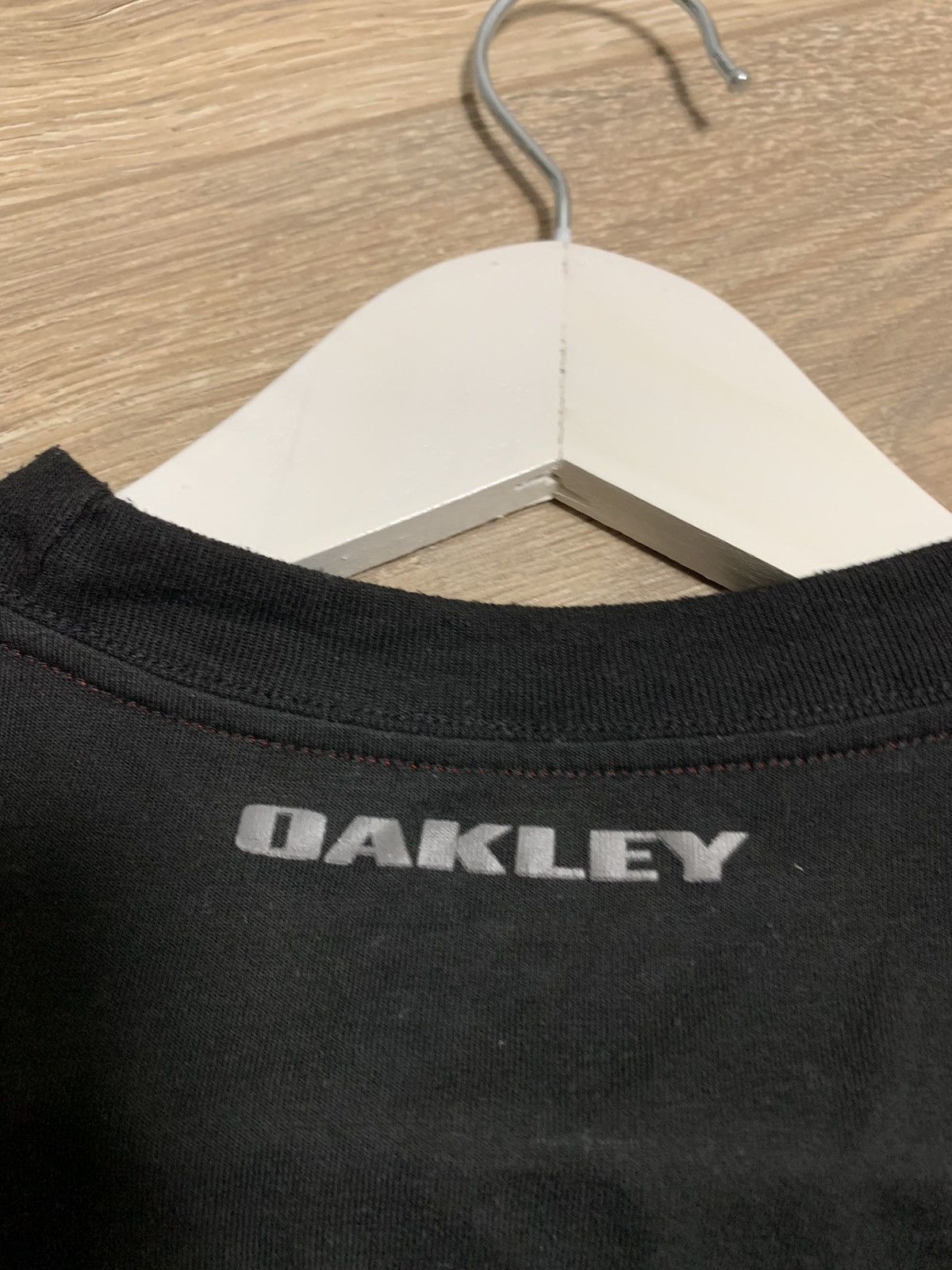 Oakley Vintage tee Oakley reflective logo Size US L / EU 52-54 / 3 - 10 Thumbnail