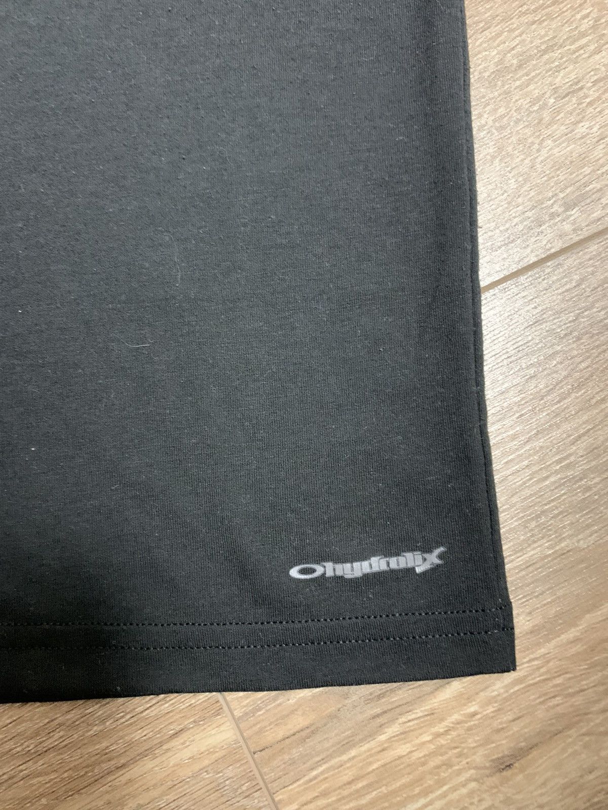 Oakley Vintage tee Oakley reflective logo Size US L / EU 52-54 / 3 - 9 Thumbnail
