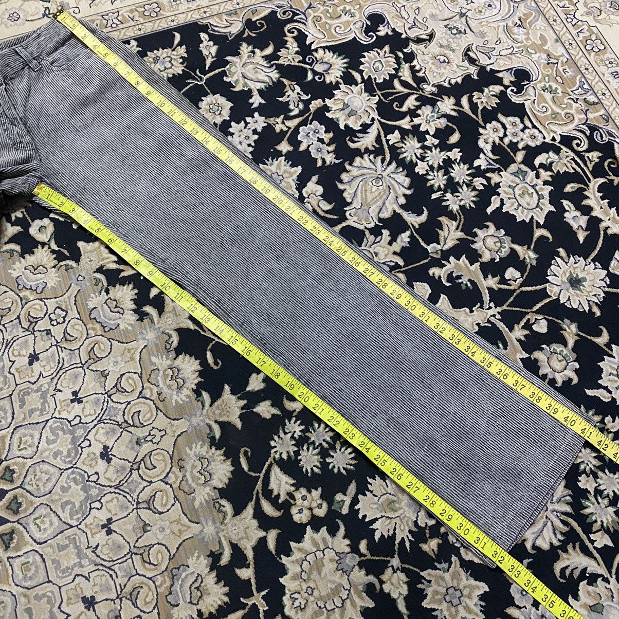 Dolce & Gabbana Dolce&gabbana Grey Velvet Flare Pants Size 27" / US 4 / IT 40 - 14 Thumbnail