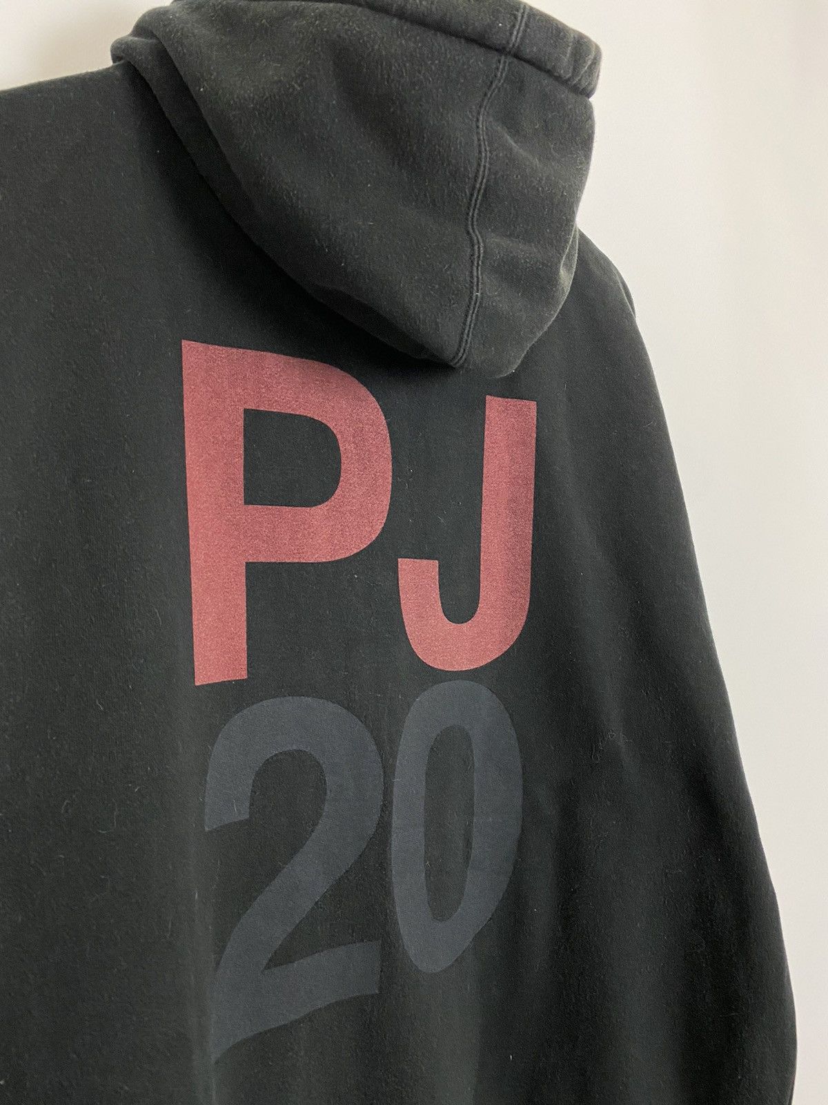 Band Tees 2011 Tour Pear Jam PJ20 Anniversary Concert Hoodie Size US XXL / EU 58 / 5 - 7 Thumbnail