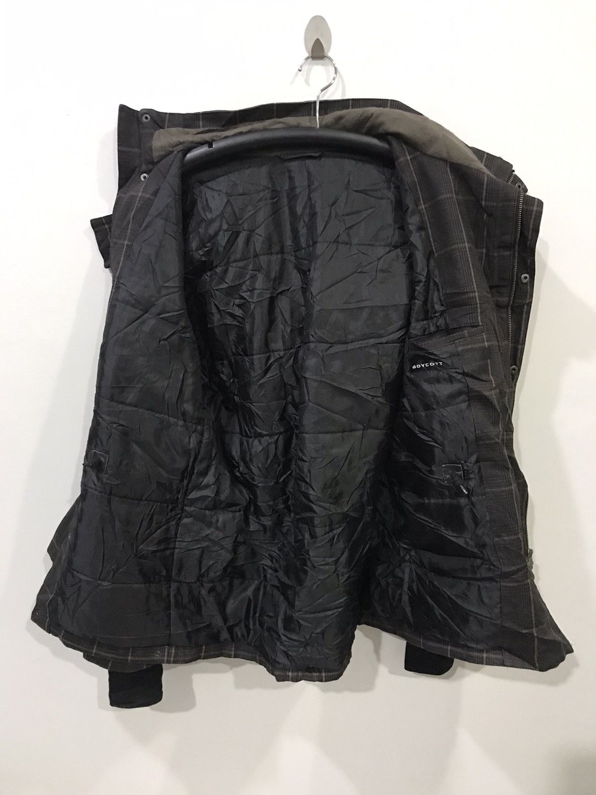 Boycott × Designer × Japanese Brand BOYCOTT Japan Plaid Multipockets Fur Hoodie Parka Size US M / EU 48-50 / 2 - 13 Thumbnail