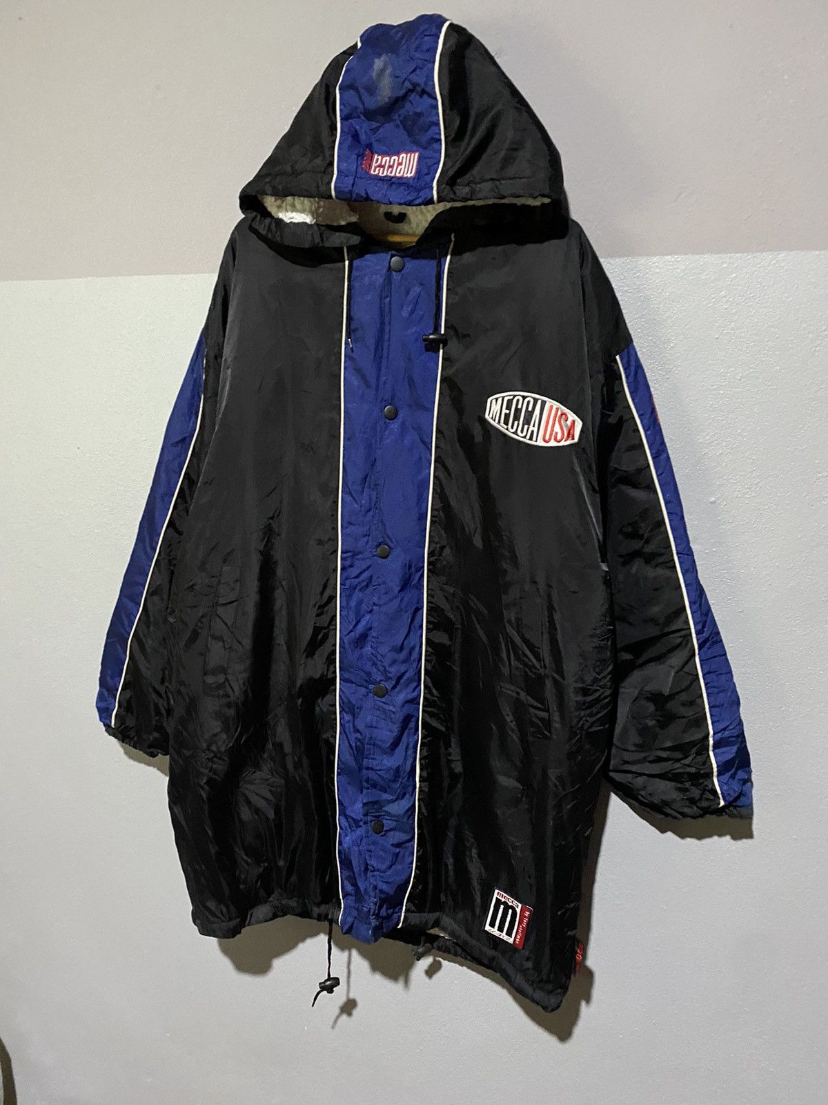 Mecca × Vintage Mecca USA Vintage 90s Oversized Hooded Windbreaker Jacket Size US L / EU 52-54 / 3 - 5 Thumbnail