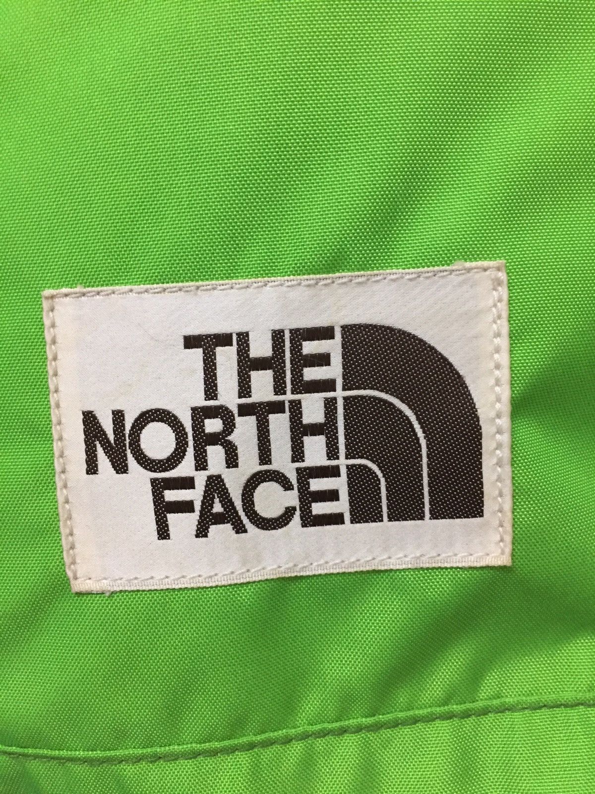 The North Face VINTAGE NORTH FACE NEON GREEN BACKPACK Size ONE SIZE - 3 Thumbnail