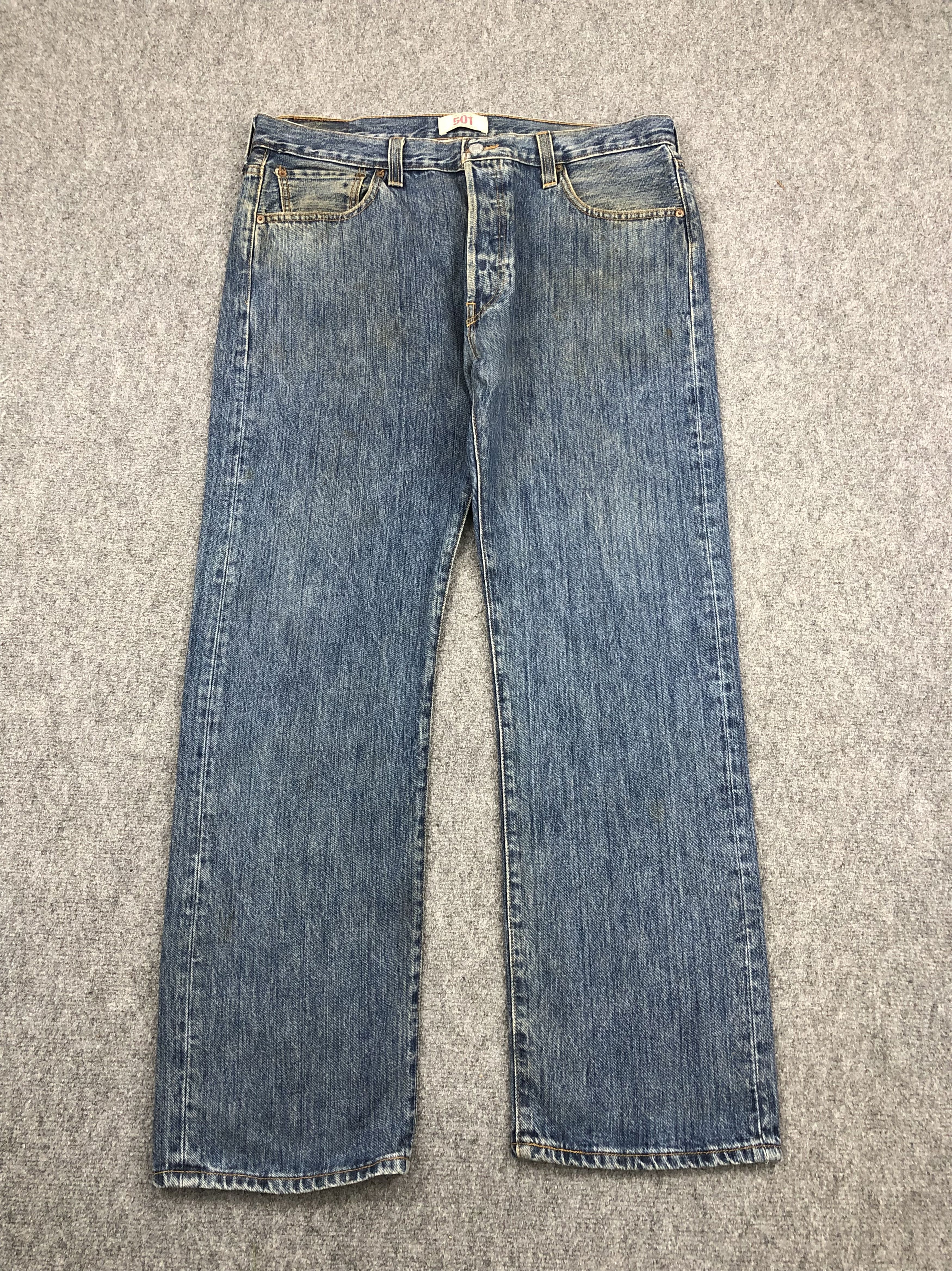 image of Levis 501 Blue Denim Jeans, Men's (Size 37)