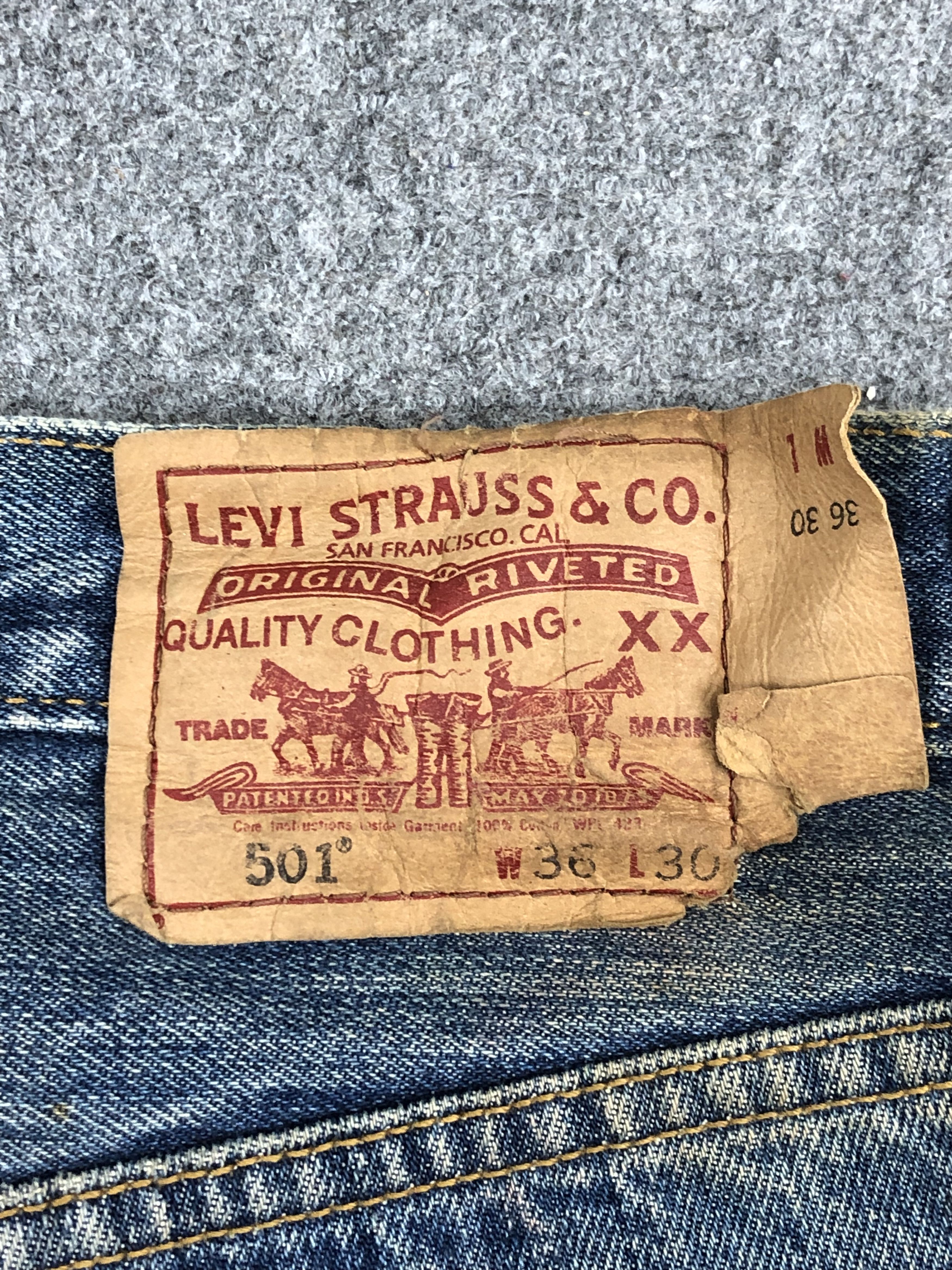 Levi's Vintage Levis 501 Blue Denim Jeans DP1341 Size US 37 - 5 Thumbnail