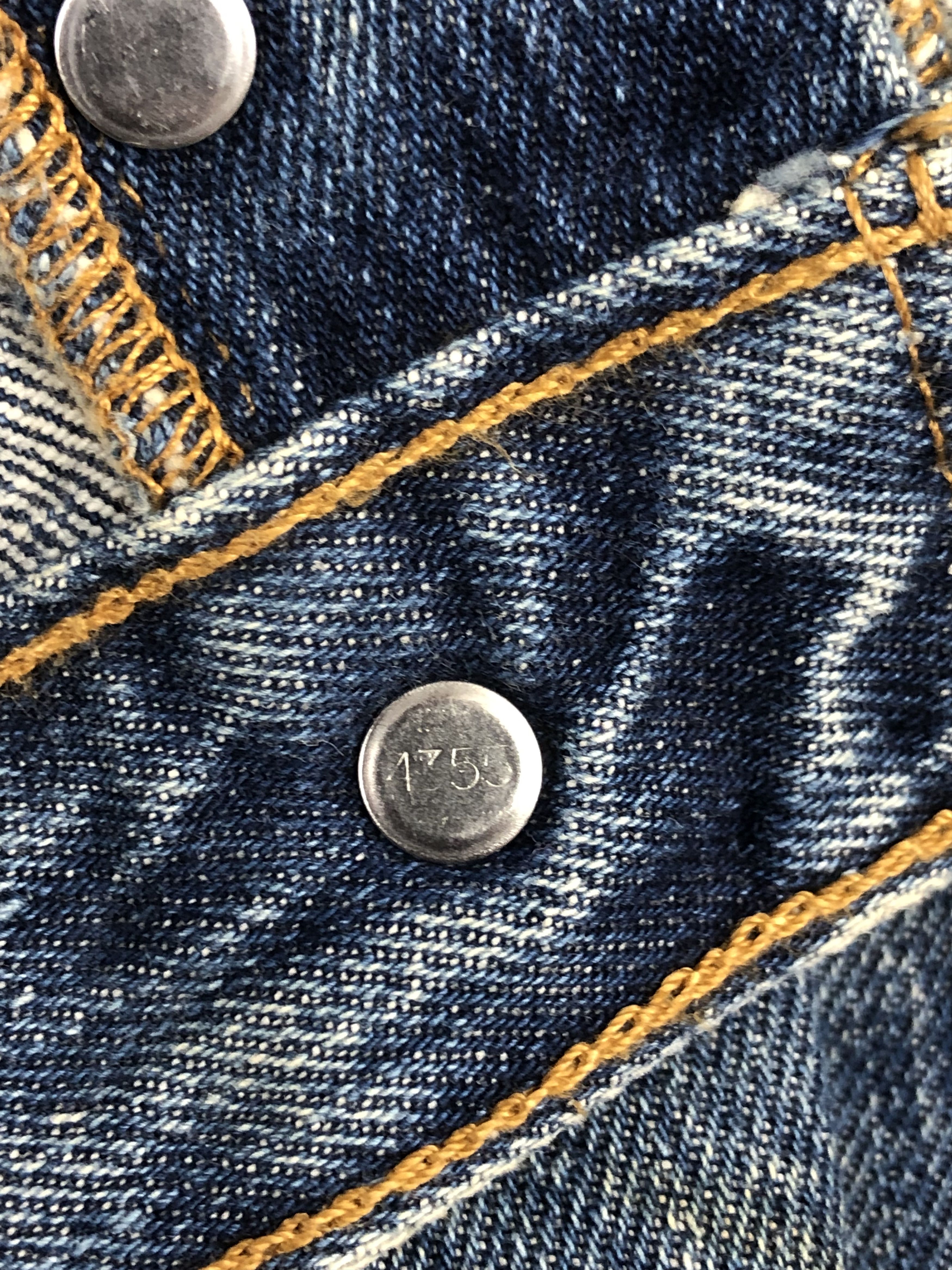 Levi's Vintage Levis 501 Blue Denim Jeans DP1341 Size US 37 - 12 Thumbnail