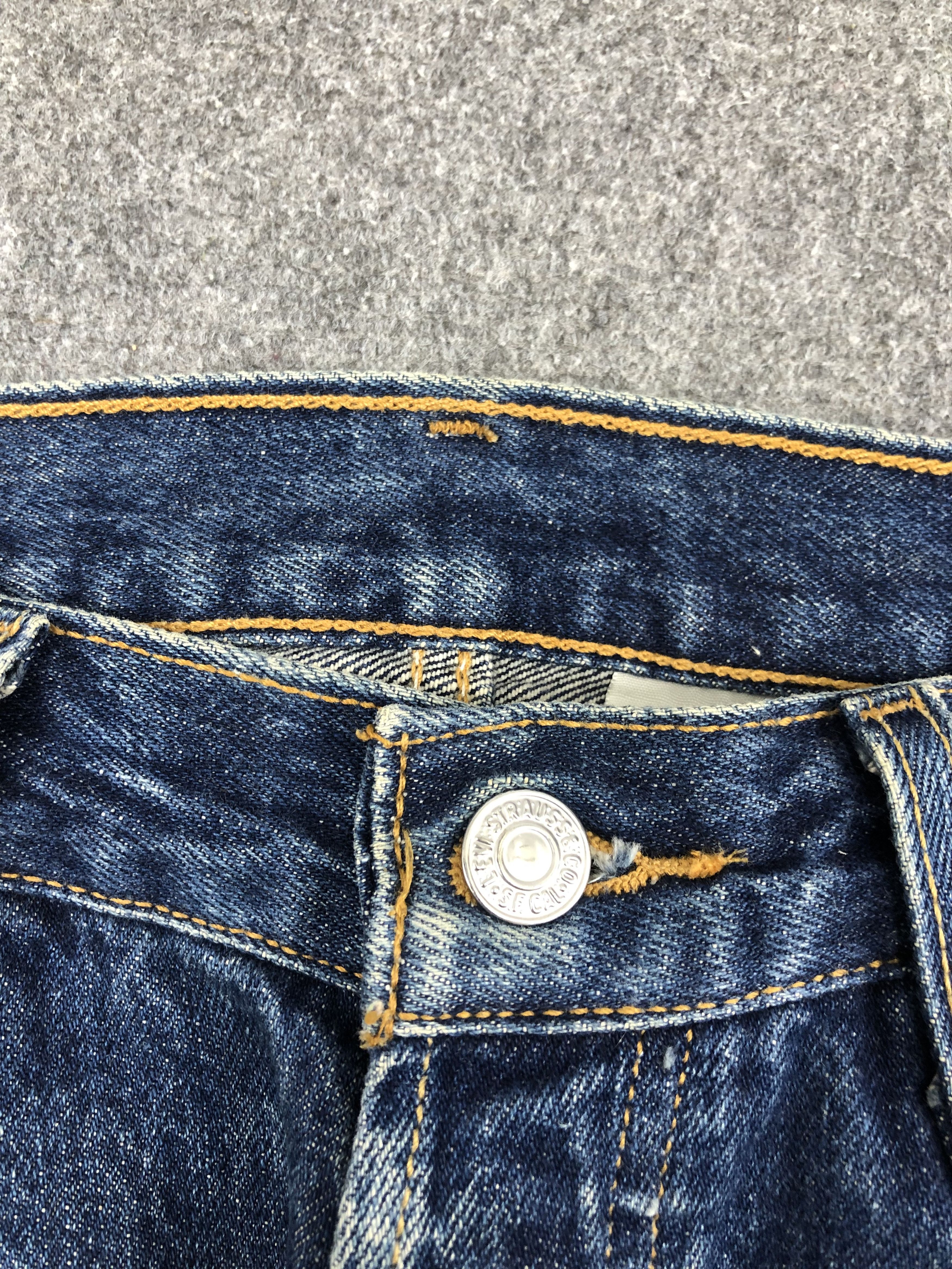 Levi's Vintage 90s Levis 501 Blue Denim Jeans DP1340 Size US 36 / EU 52 - 11 Thumbnail