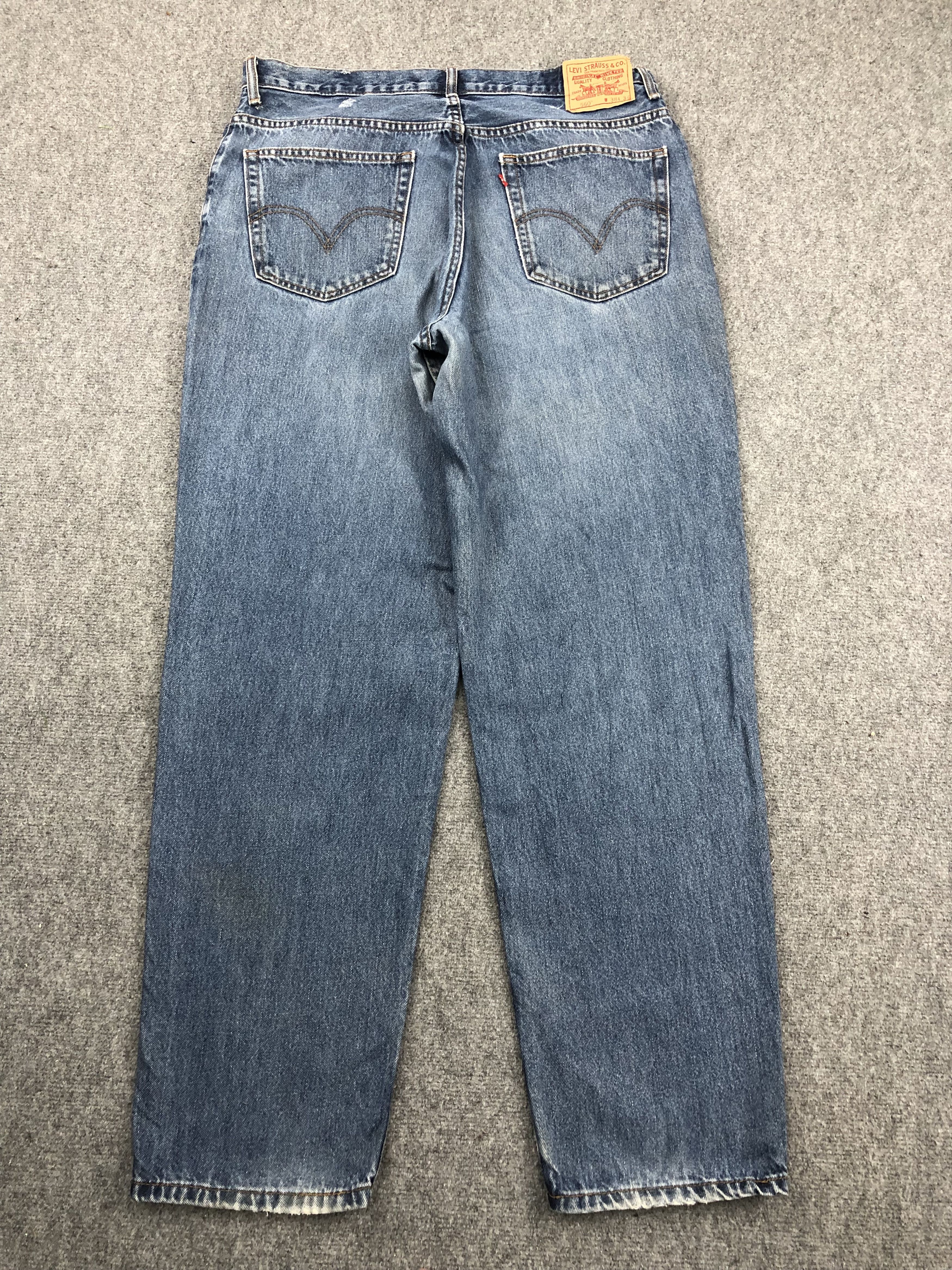 Levi's Vintage Levis 560 Light Blue Denim DP1383 Size US 39 - 3 Thumbnail