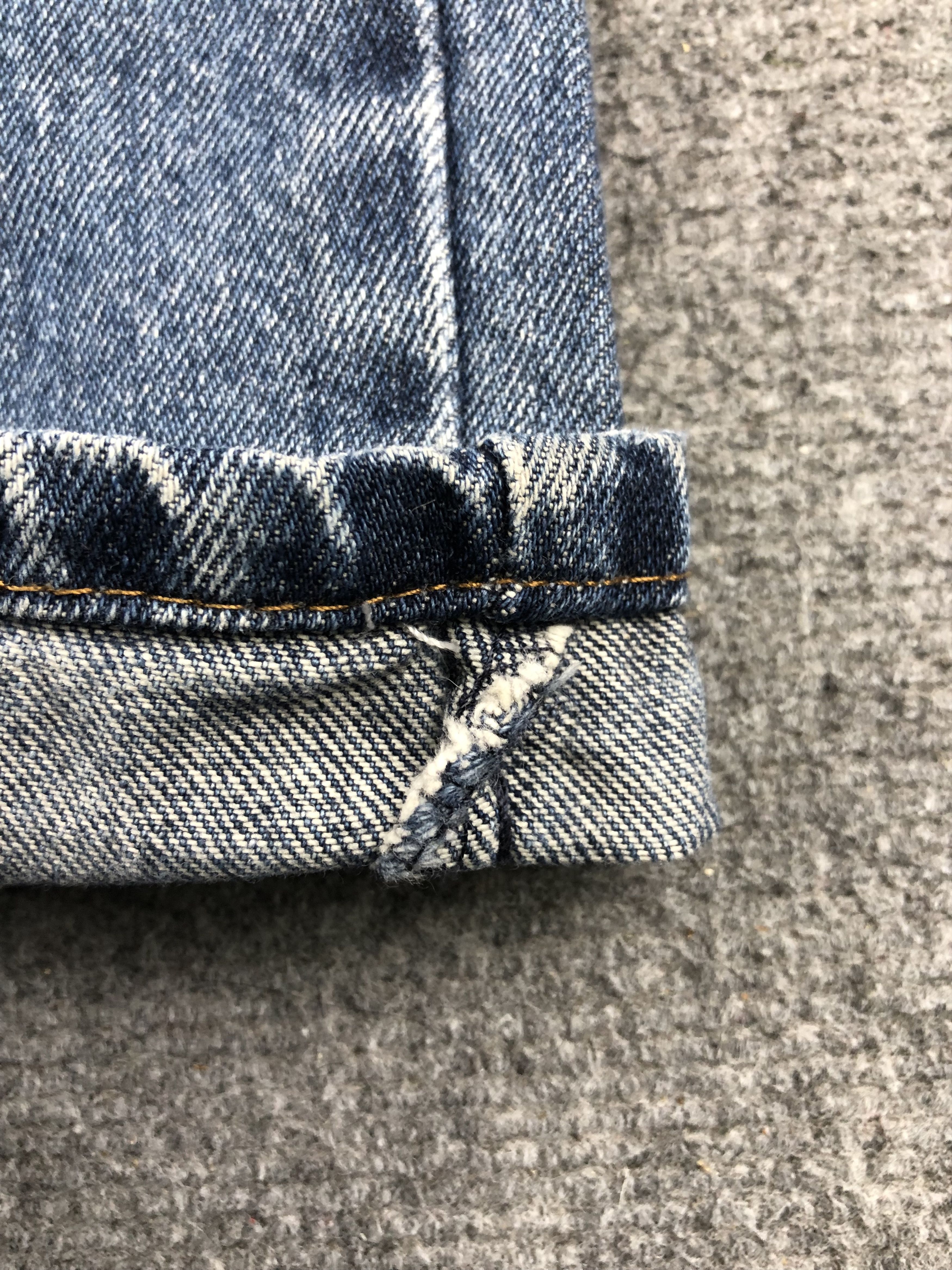Levi's Vintage Levis 560 Light Blue Denim DP1383 Size US 39 - 11 Thumbnail
