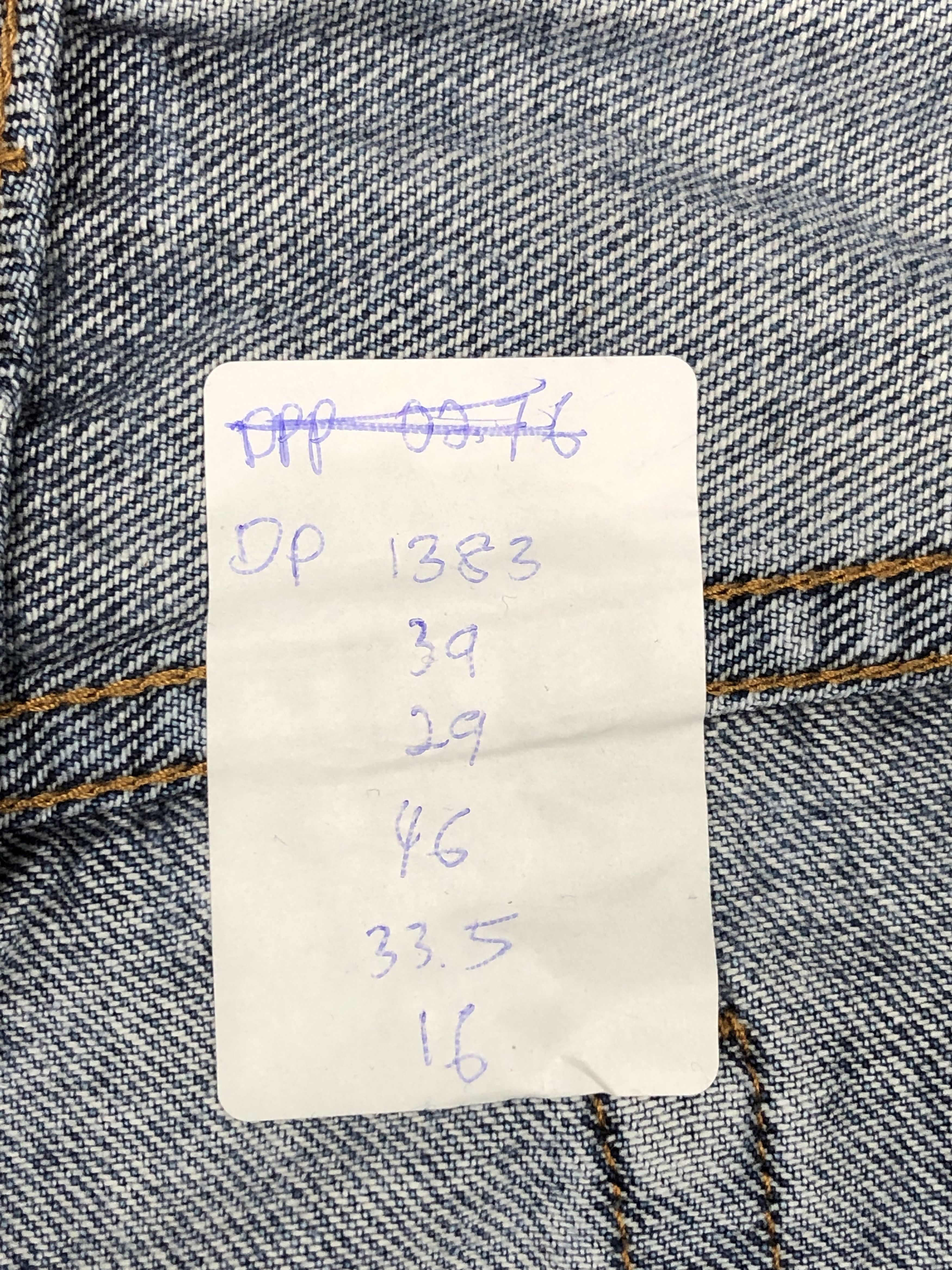 Levi's Vintage Levis 560 Light Blue Denim DP1383 Size US 39 - 14 Thumbnail