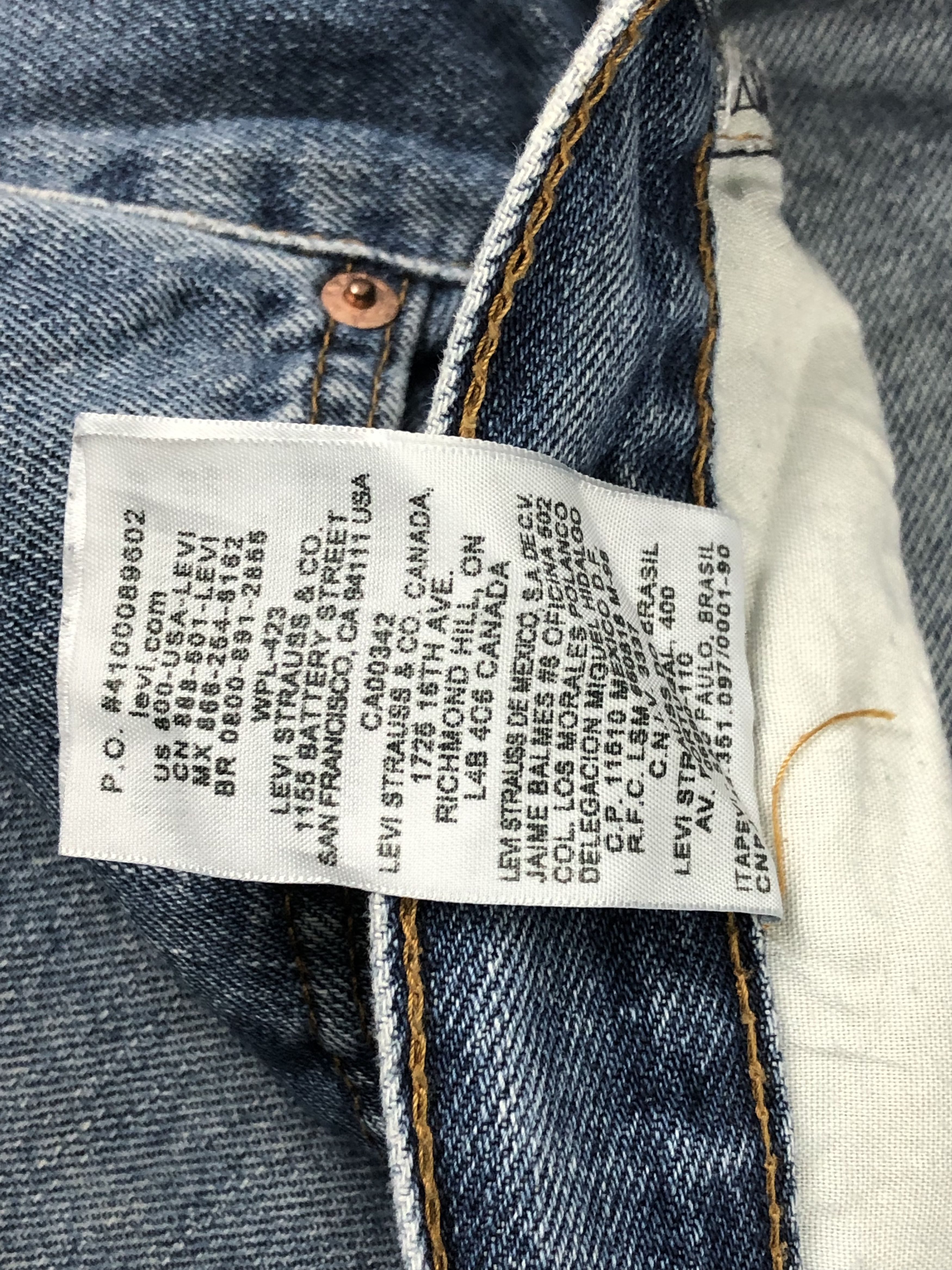 Levi's Vintage Levis 560 Light Blue Denim DP1383 Size US 39 - 9 Thumbnail