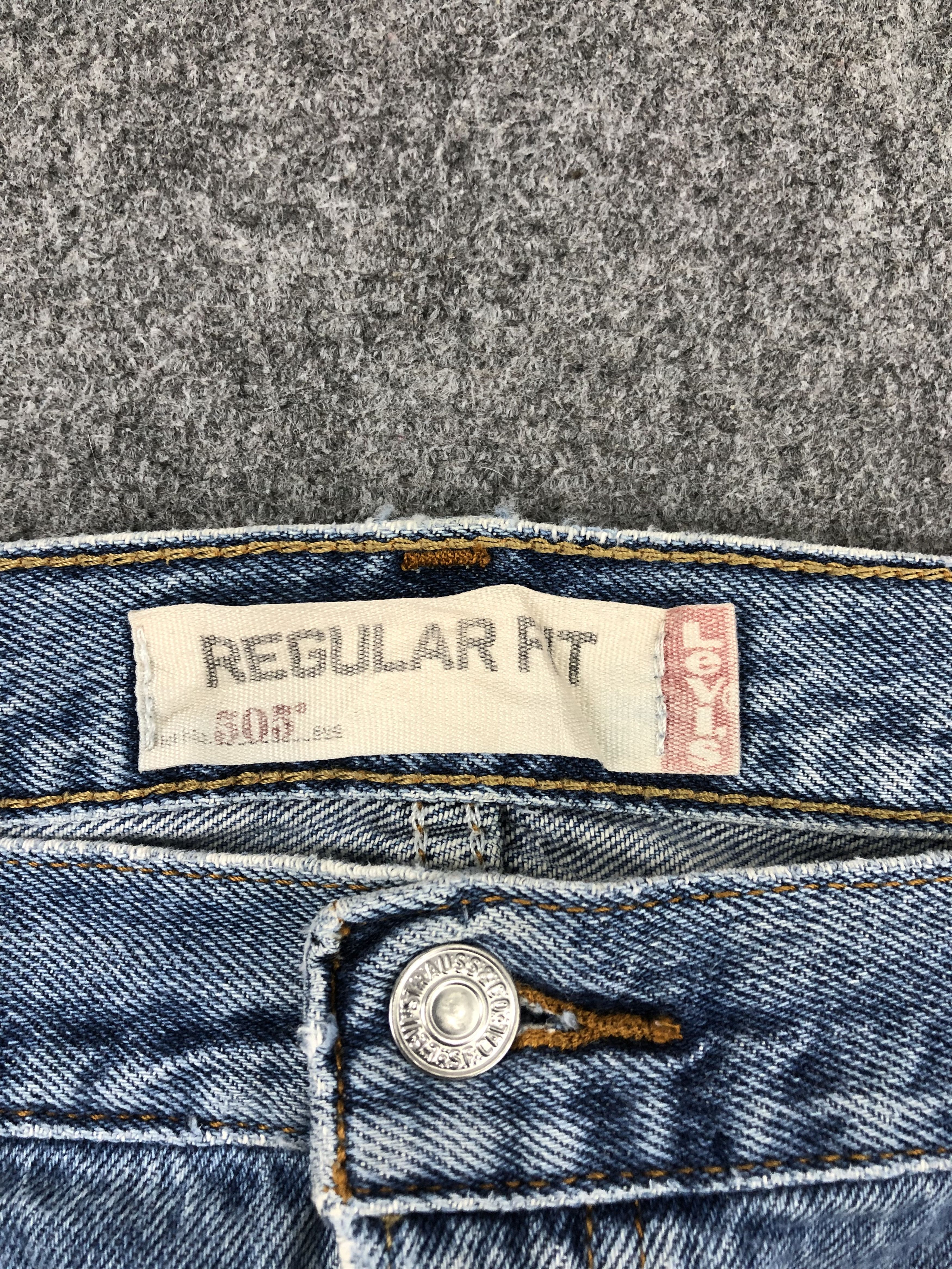 Levi's Blue Faded Vintage Levis 505 Jeans DP1375 Size US 31 - 9 Thumbnail