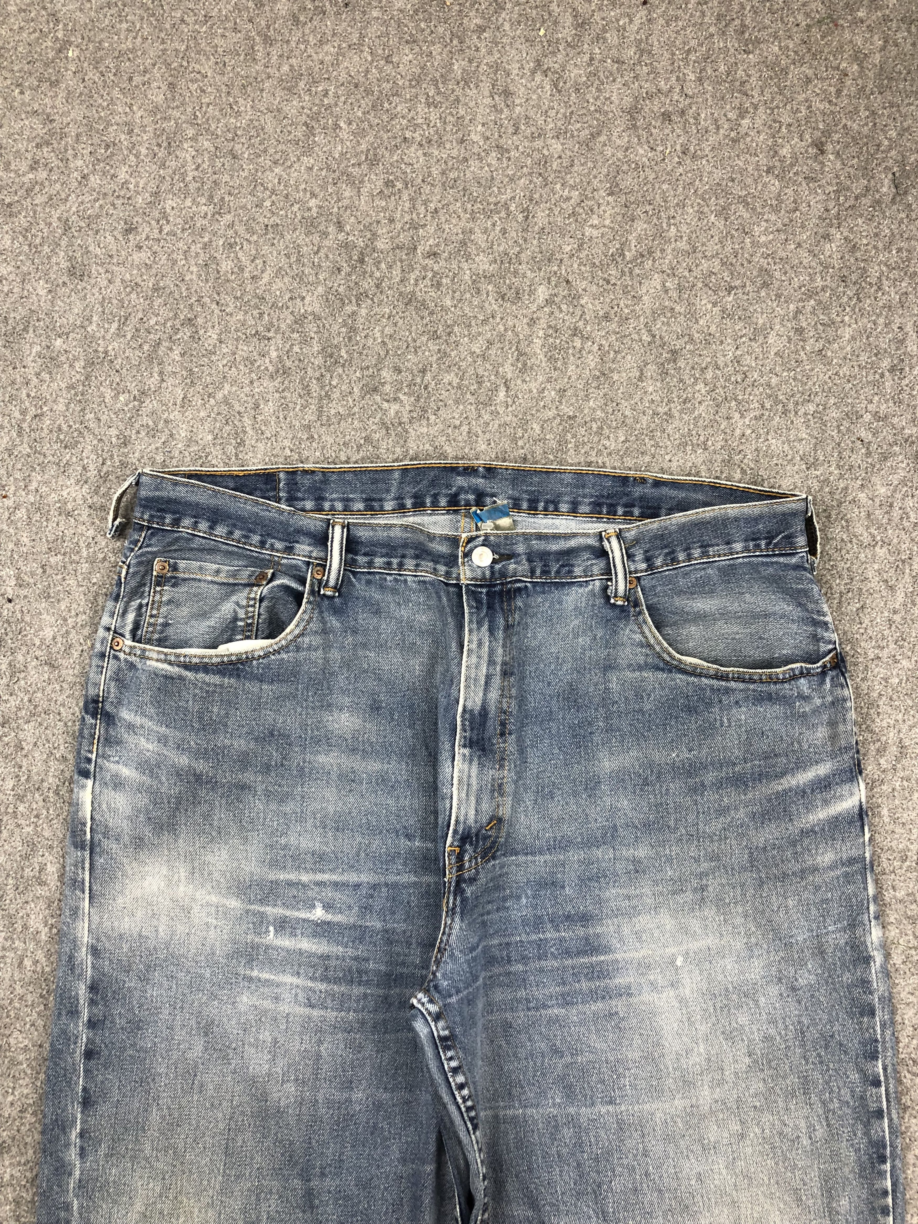 Levi's Vintage Levis 550 Denim DP1376 Size US 43 - 2 Thumbnail