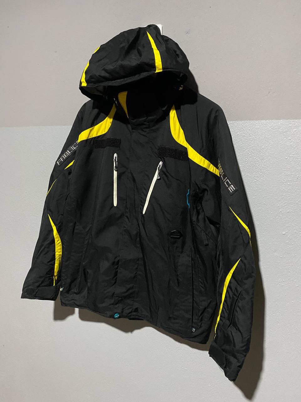 Japanese Brand 🔥SALE🔥FABLICE SKI JACKET NICE DESIGN Size US M / EU 48-50 / 2 - 4 Thumbnail