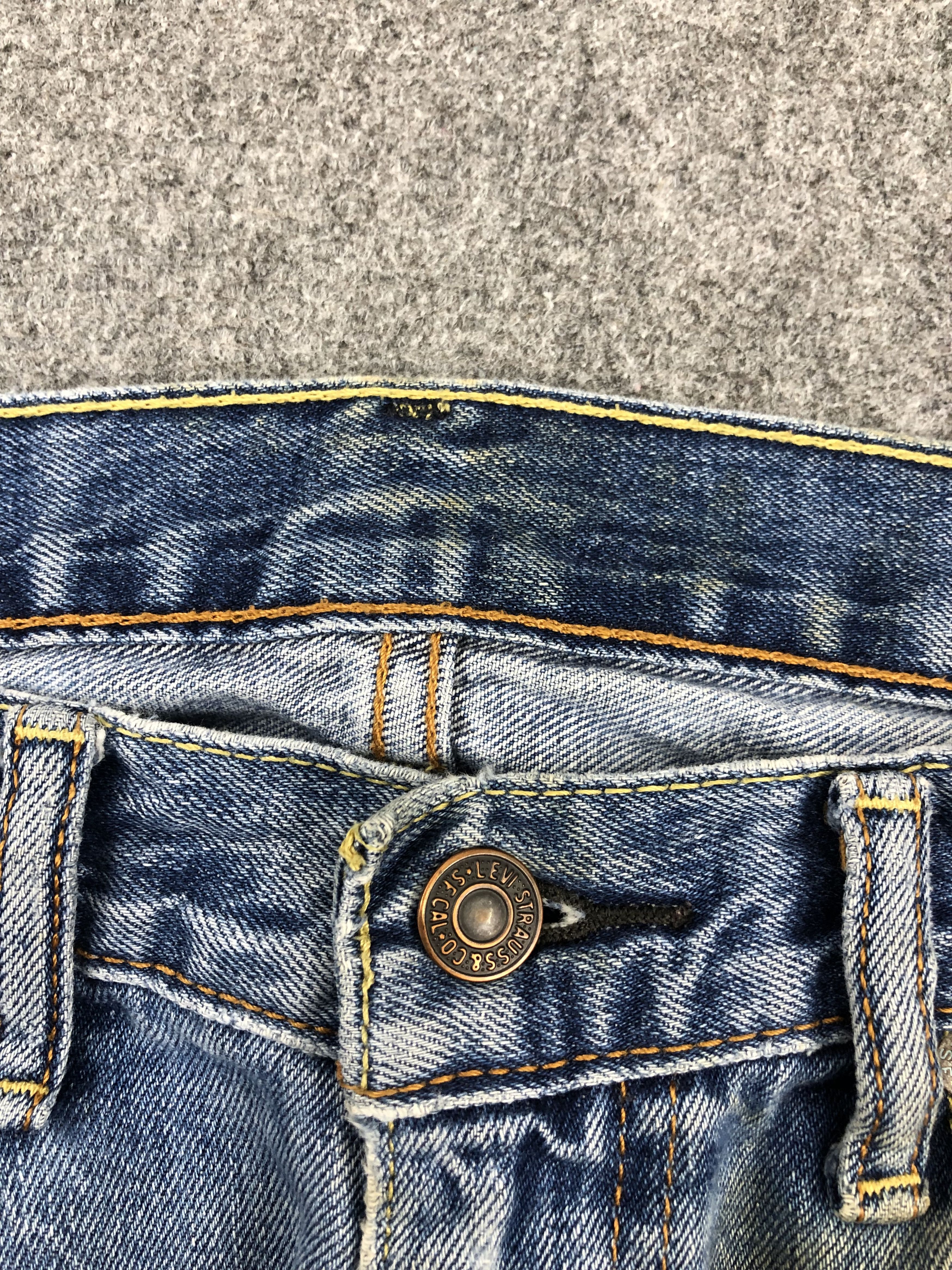 Levi's × Vintage Faded Blue Vintage Levis 505 Jeans DP1373 Size US 34 / EU 50 - 9 Thumbnail
