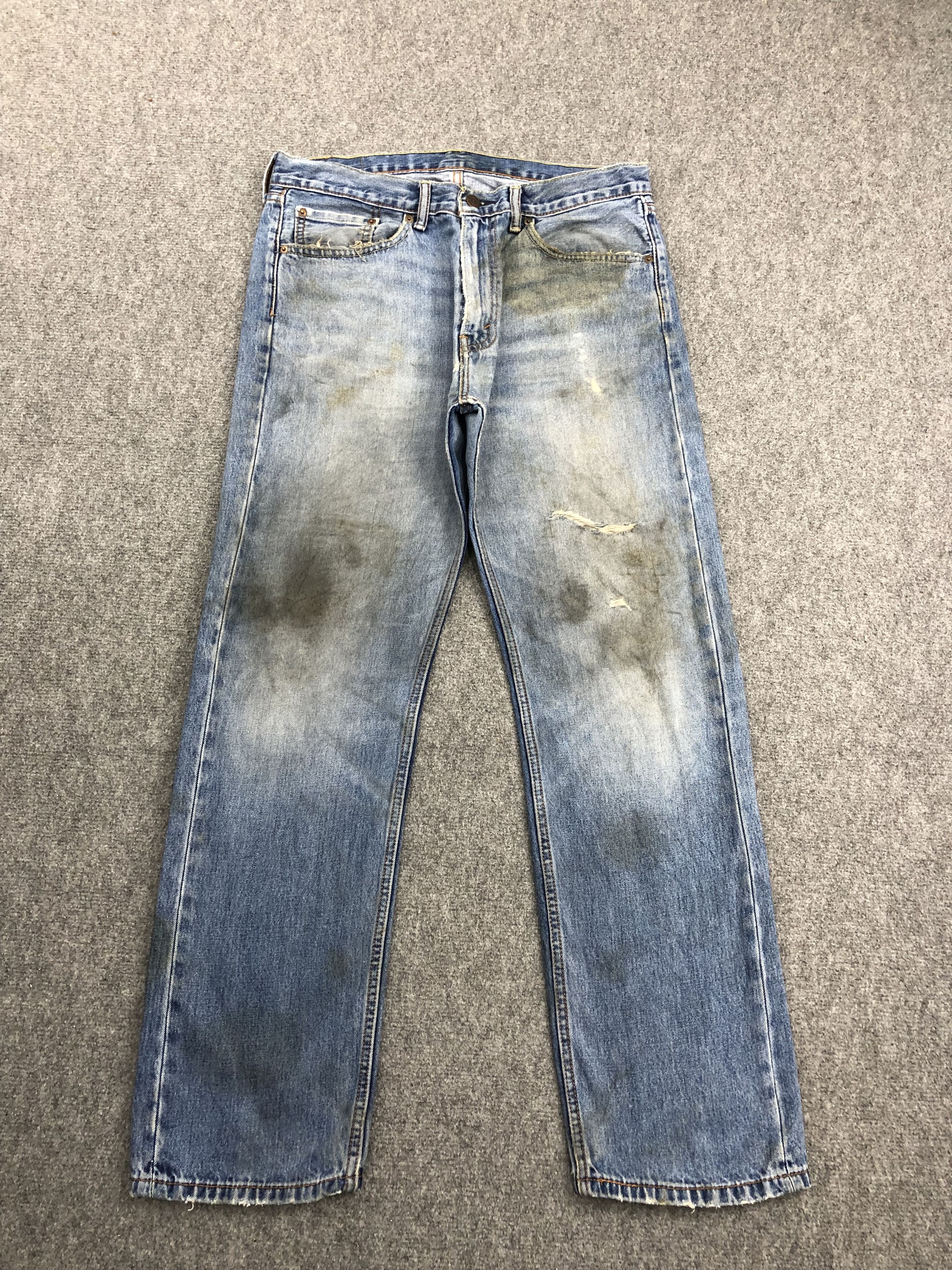 Levi's × Vintage Faded Blue Vintage Levis 505 Jeans DP1373 Size US 34 / EU 50 - 1 Thumbnail