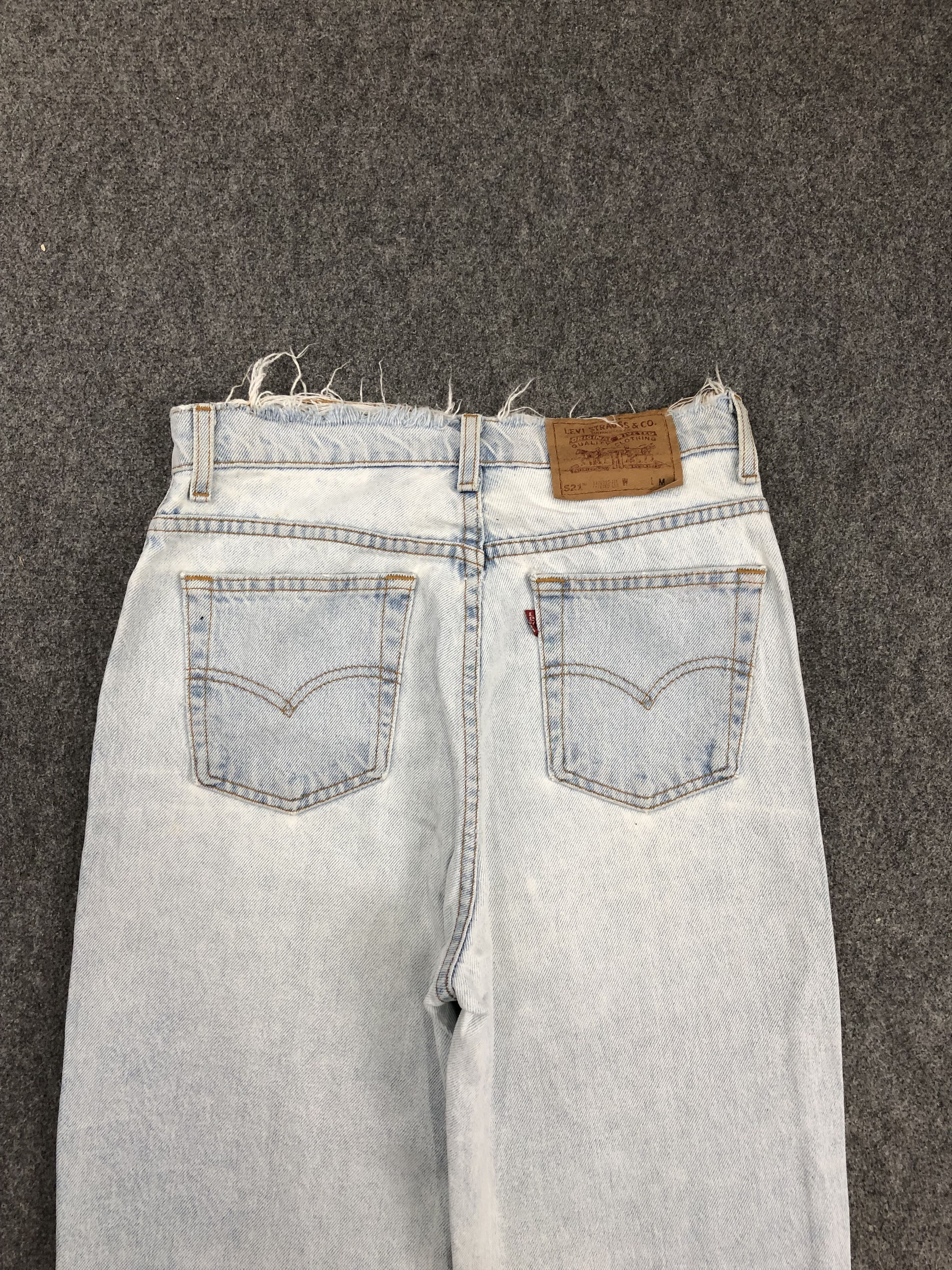 Levi's Light Wash Vintage 90s Levis 521 Jeans DP1369 Size US 28 / EU 44 - 4 Thumbnail