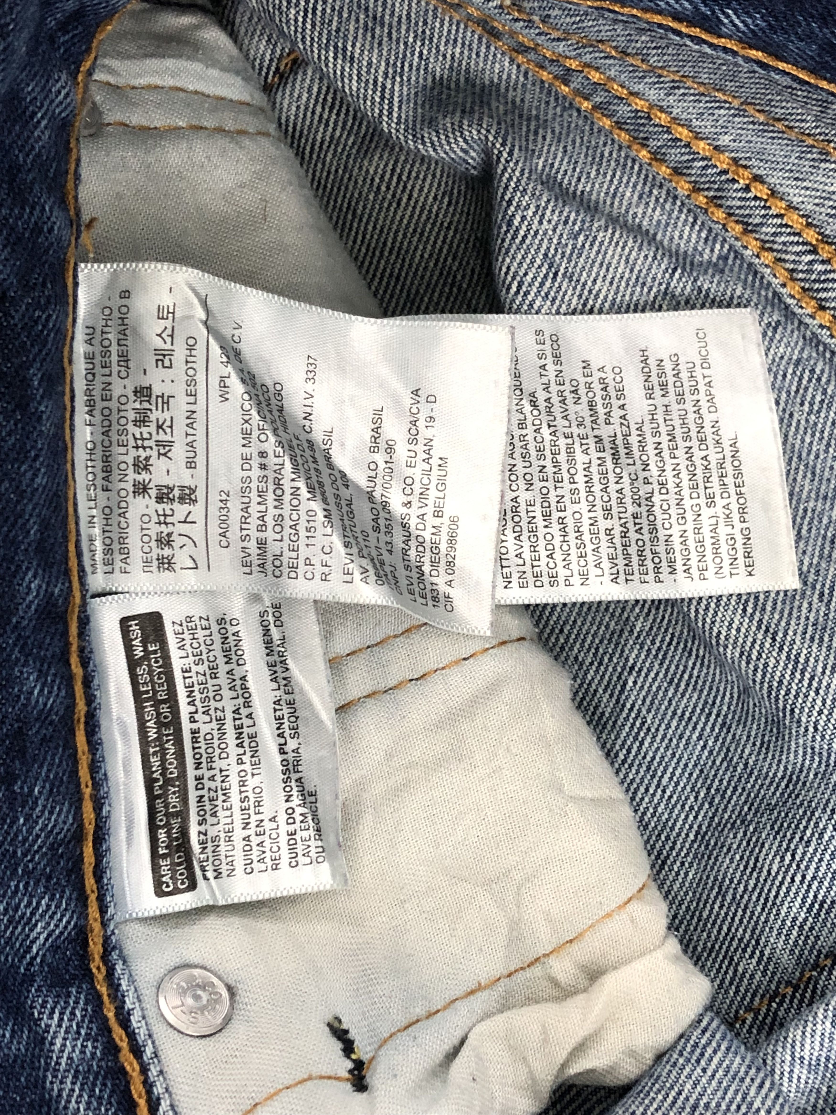 Levi's × Vintage Faded Blue Vintage Levis 505 Jeans DP1394 Size US 34 / EU 50 - 7 Thumbnail