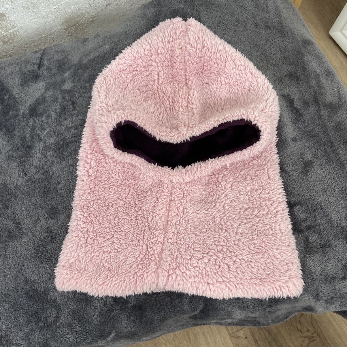Vintage Y2K CUTE FLEECE PINK TEDDY REVERSIBLE BALACLAVA MASK № 4079 Size ONE SIZE - 1 Thumbnail