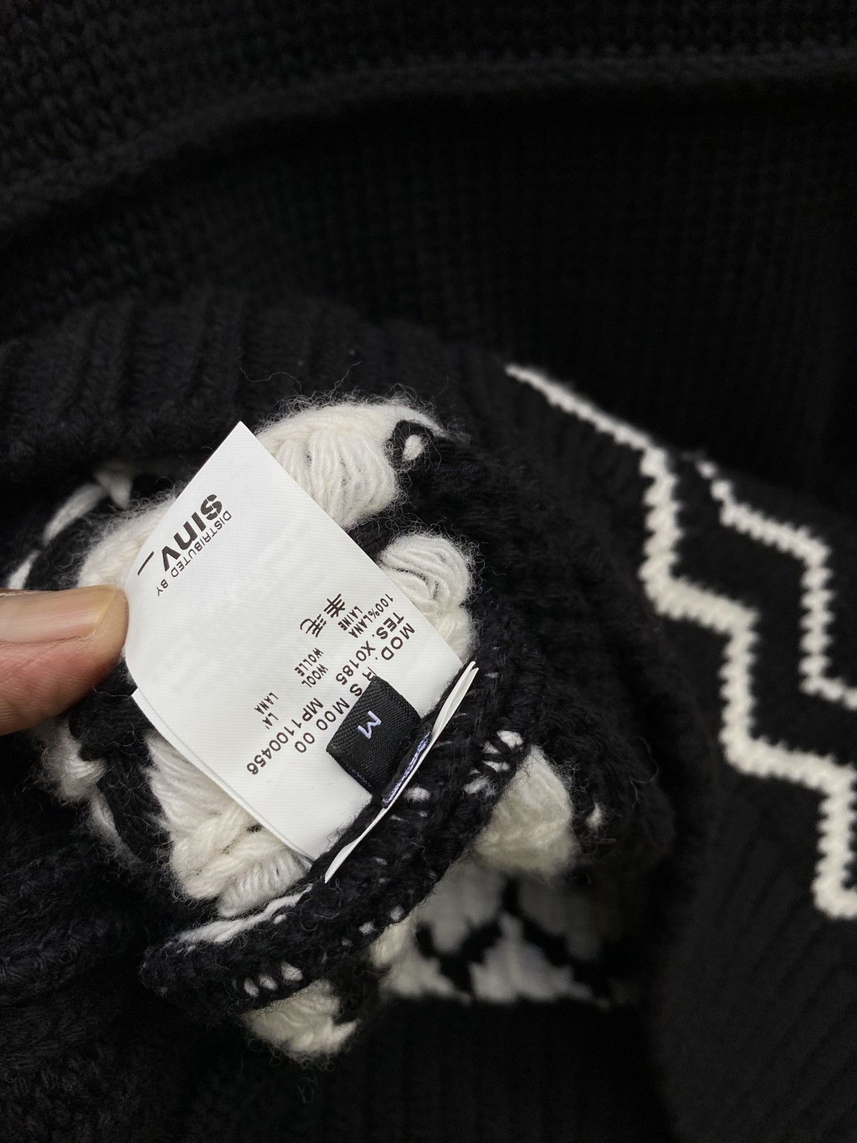 Alexander McQueen Pristine Runway knitwear by ALEXANDER McQUEEN Size US M / EU 48-50 / 2 - 16 Thumbnail