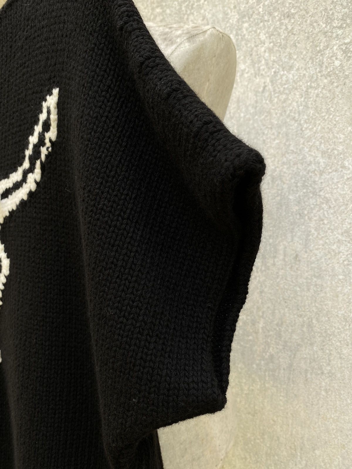 Alexander McQueen Pristine Runway knitwear by ALEXANDER McQUEEN Size US M / EU 48-50 / 2 - 5 Thumbnail
