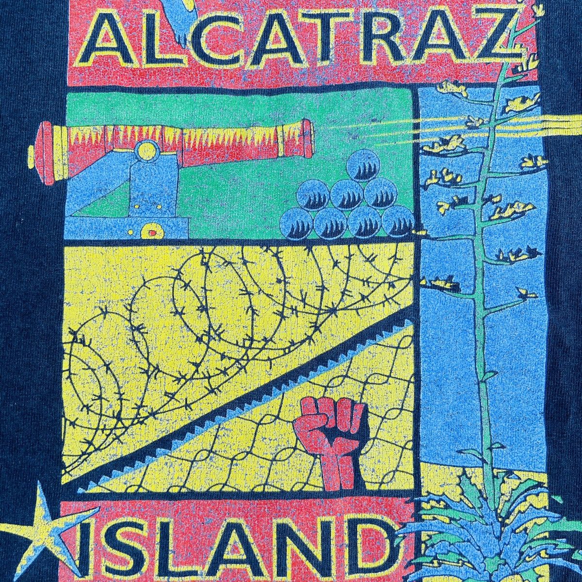 Vintage 1990 ALCATRAZ ISLAND VINTAGE SUNFADED DISTRESSED TEE - № 363 Size US XXL / EU 58 / 5 - 5 Thumbnail