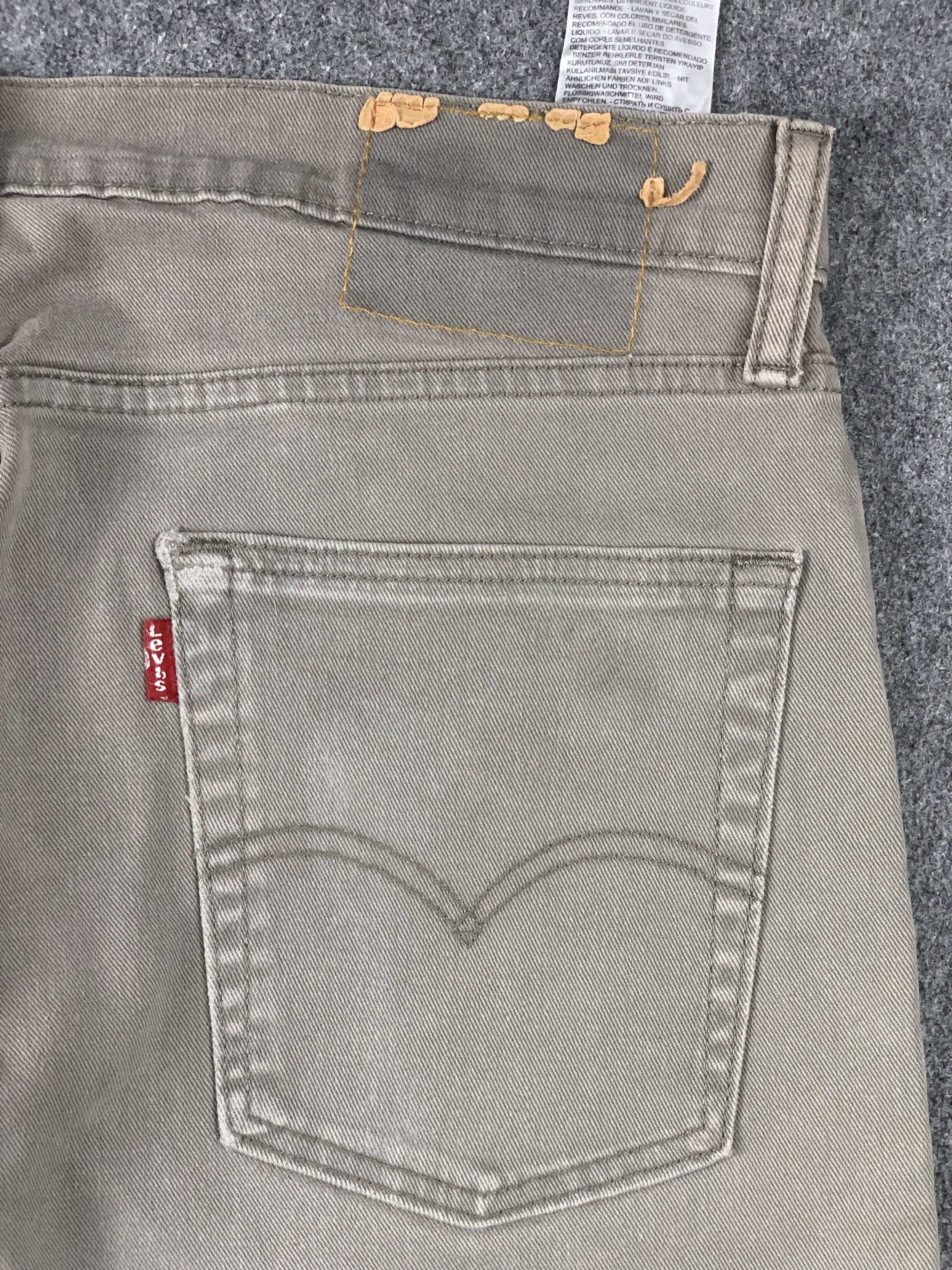 Levi's Vintage Levis 513 Faded Black Jeans DP2013 Size US 33 - 15 Thumbnail
