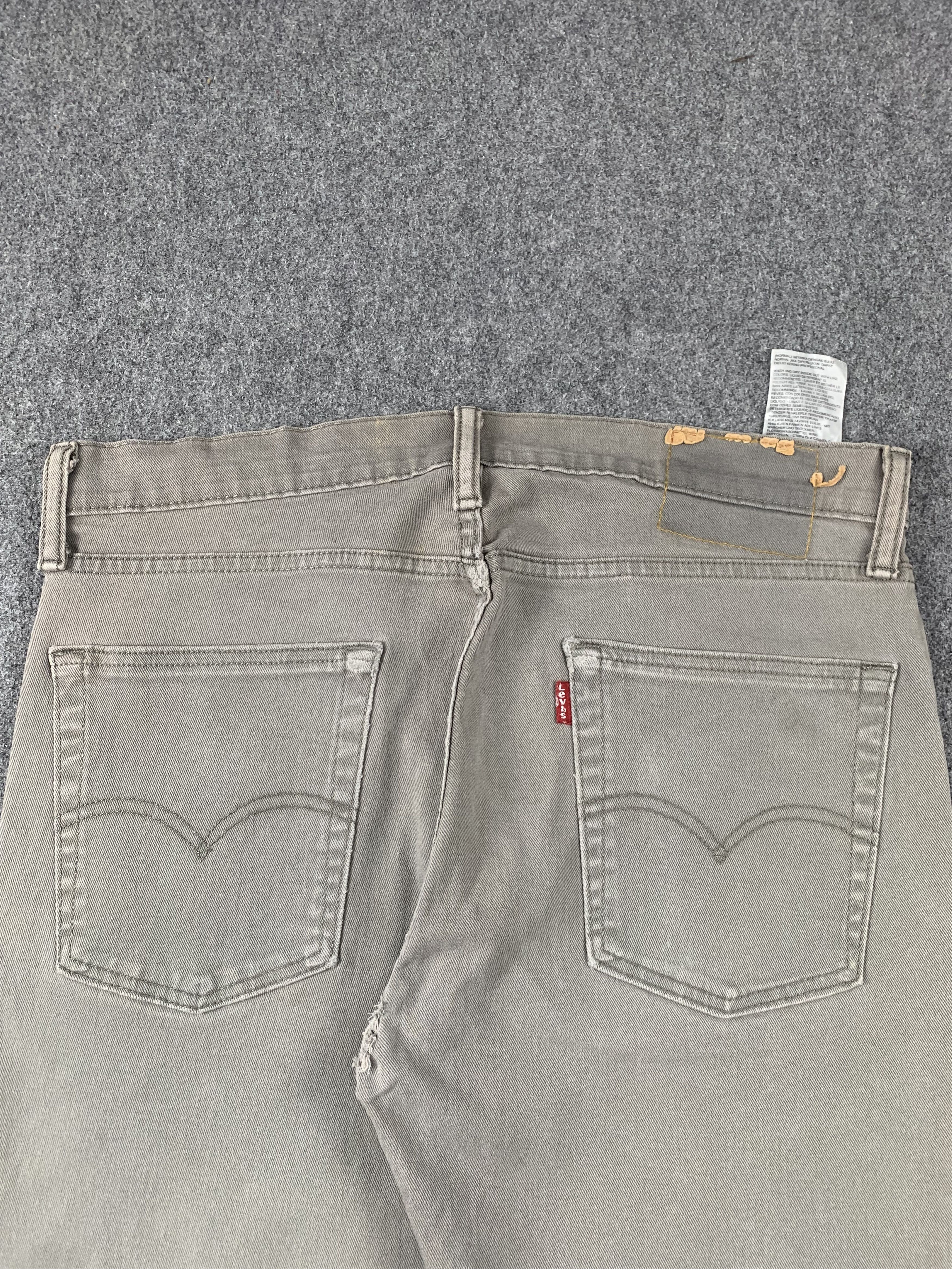 Levi's Vintage Levis 513 Faded Black Jeans DP2013 Size US 33 - 4 Thumbnail