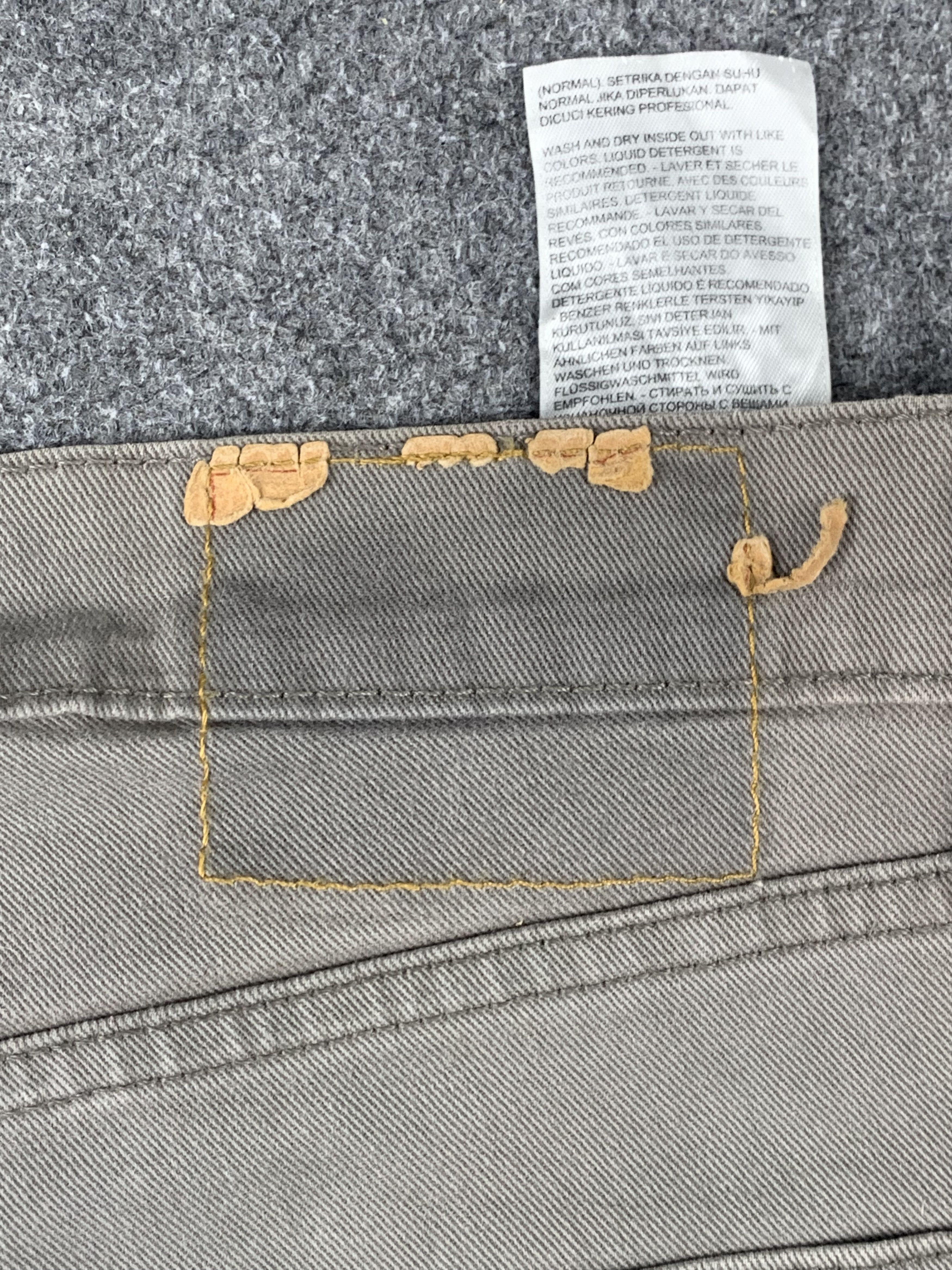 Levi's Vintage Levis 513 Faded Black Jeans DP2013 Size US 33 - 5 Thumbnail