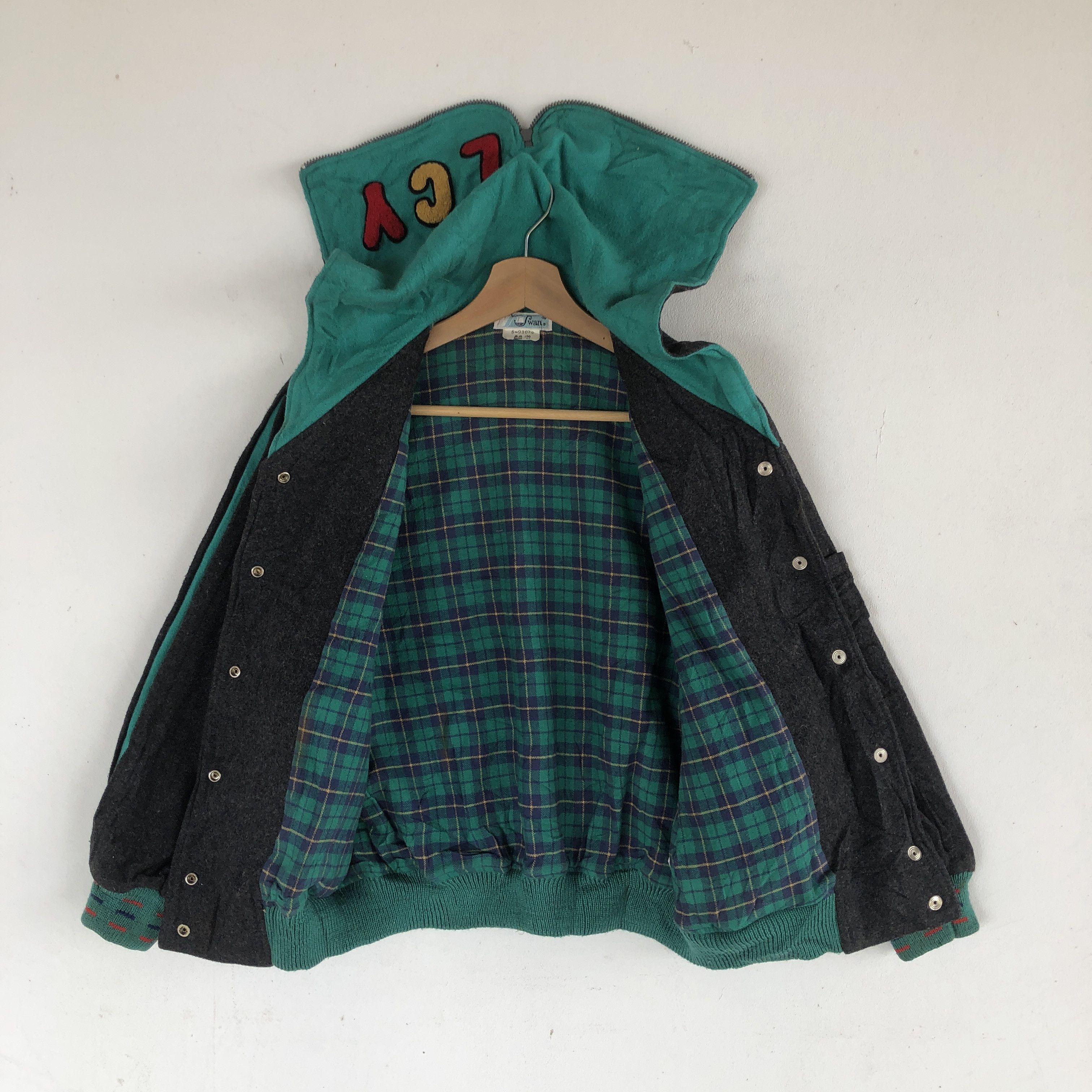 Vintage Swan Varsity Jackets Japanese Hoodie Letterman Wool Jacket Size US S / EU 44-46 / 1 - 8 Thumbnail